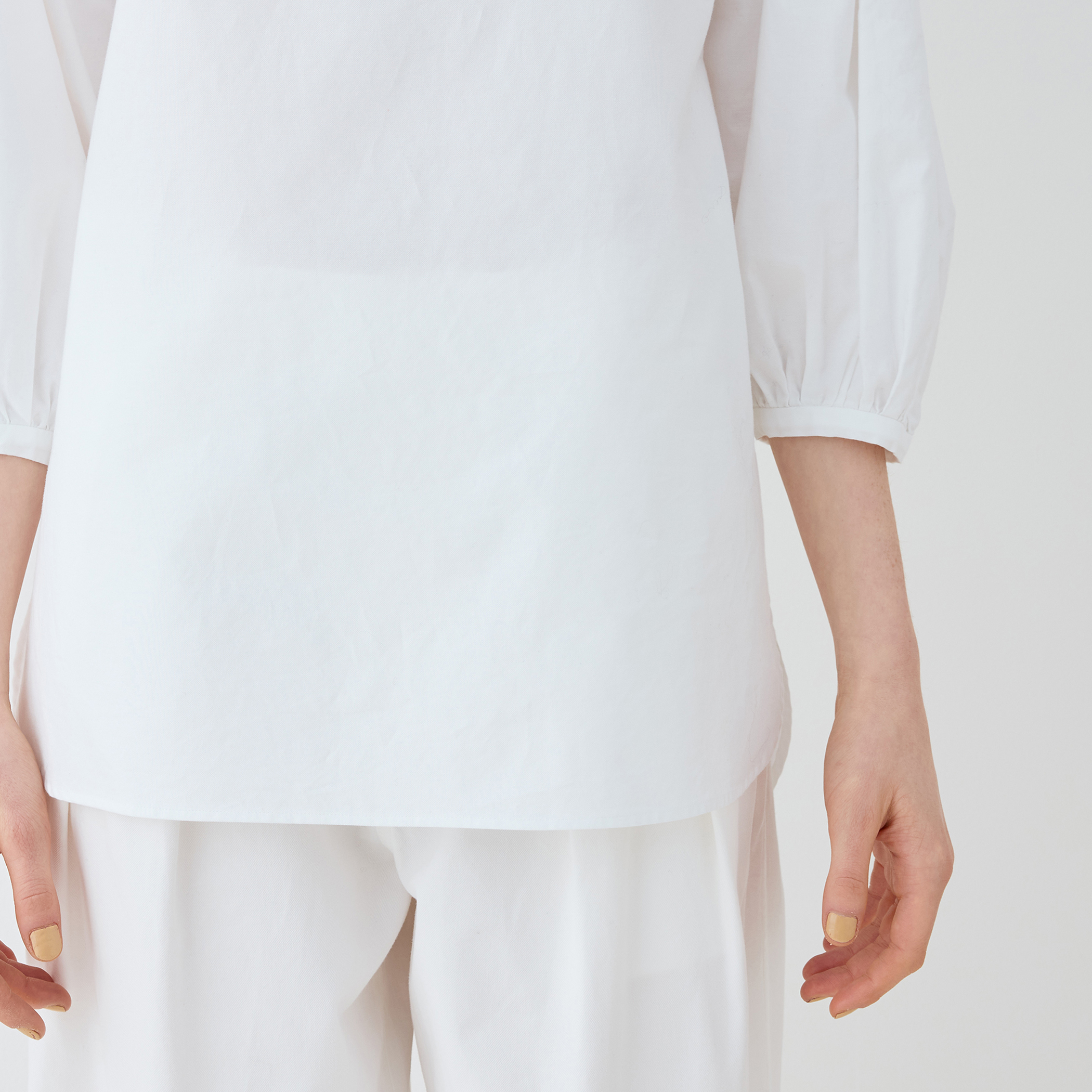 □プレミアムオックス スリーブタックブラウス｜トゥモローランド 公式通販