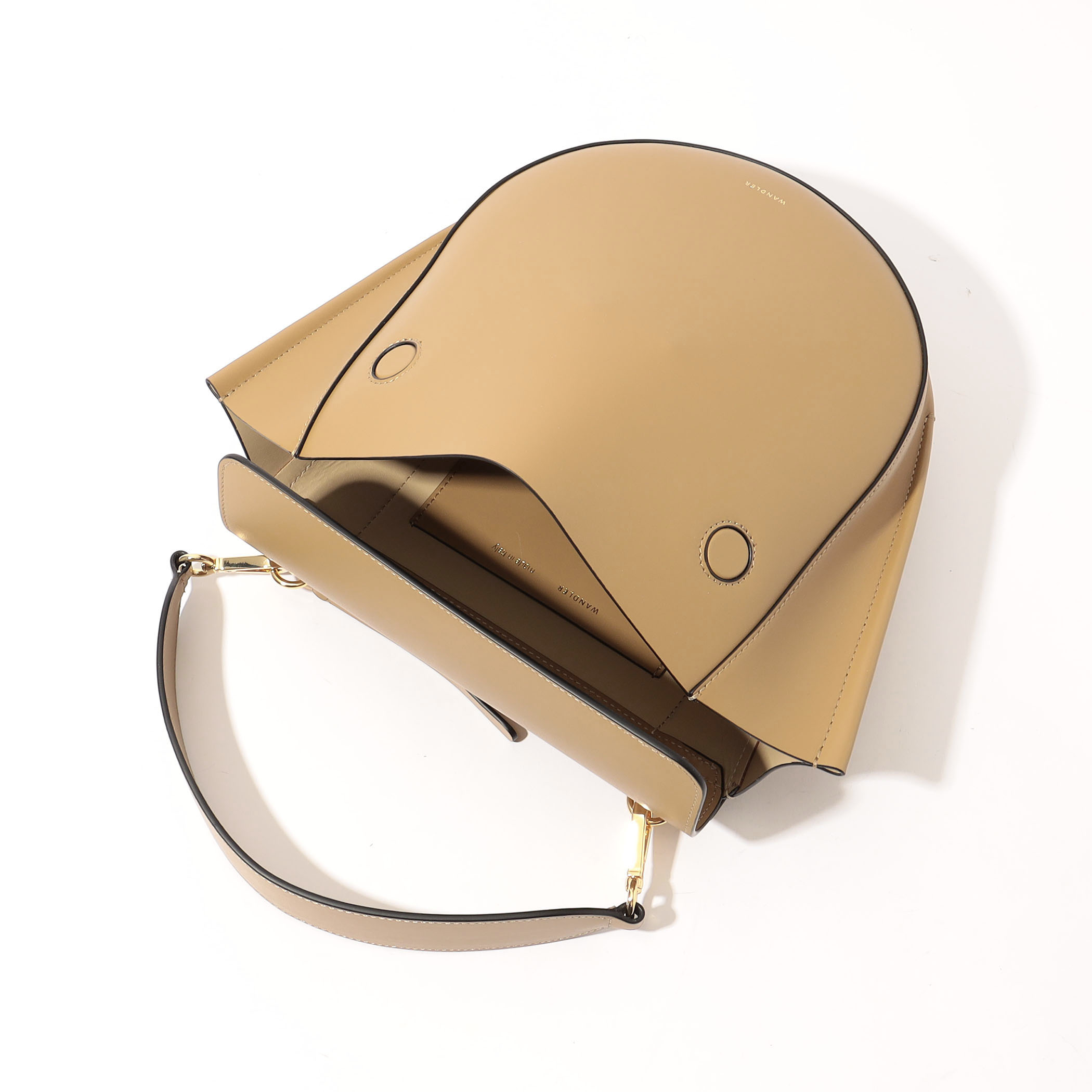 Wandler ワンドラー　ショルダーバッグ　オフホワイト Wandler ワンドラー ショルダーバッグ オフホワイト