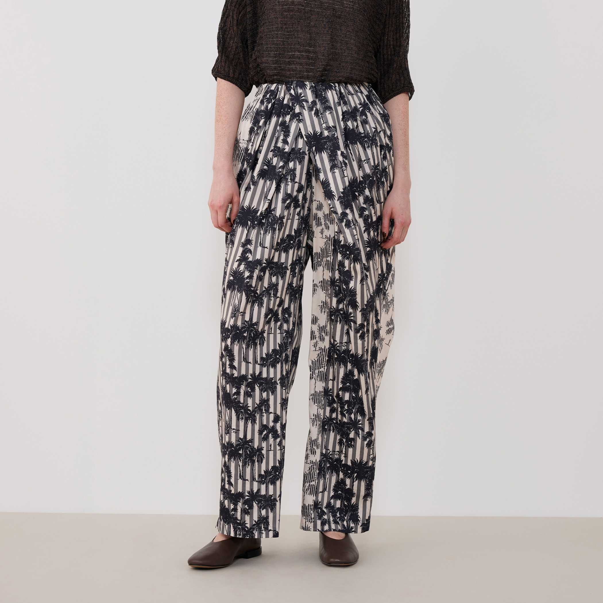 別注ヌキテパBLACK ✖️トゥモローランド　プリントパンツ 別注】ne Quittez pas BLACK