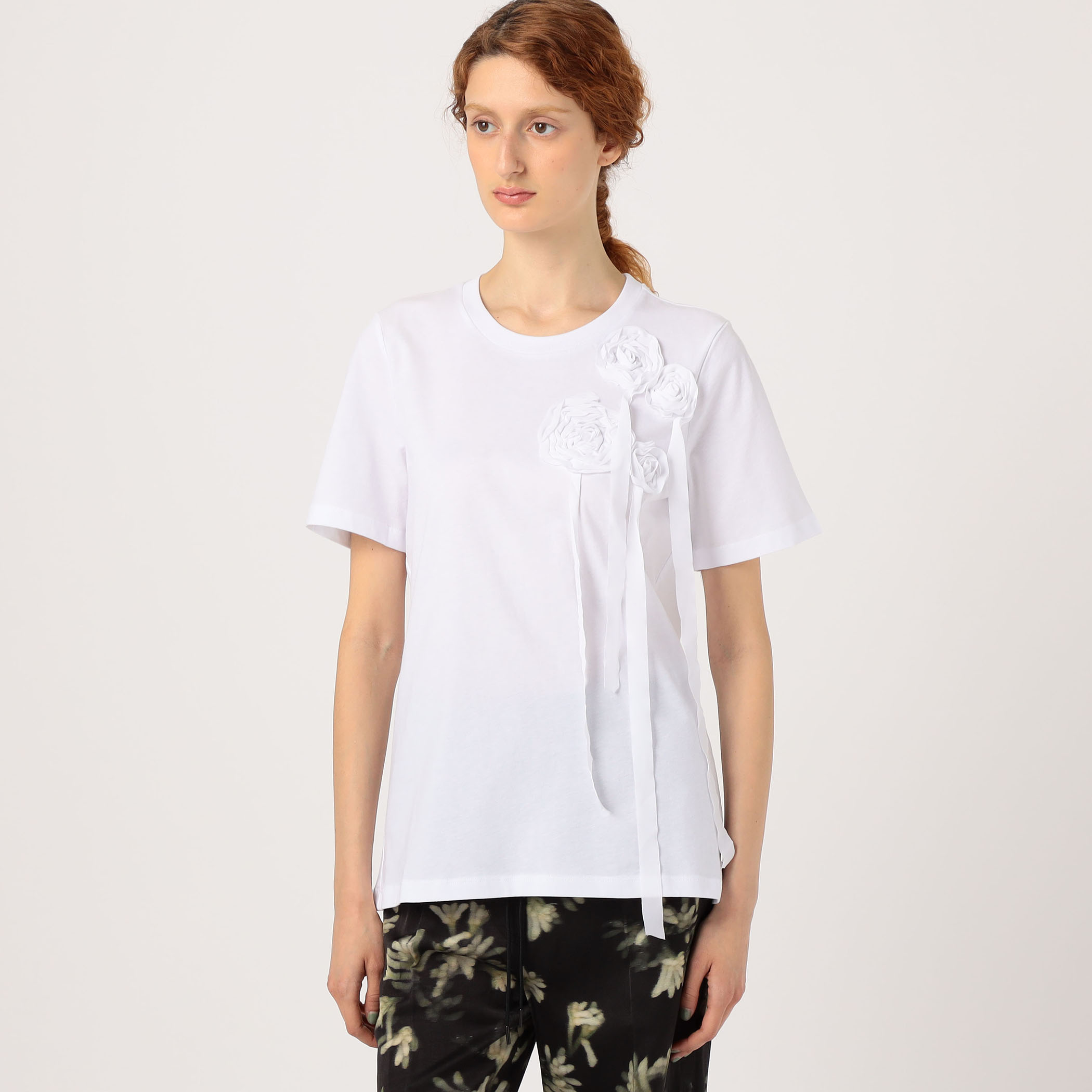 BAUM UND PFERDGARTEN コサージュTシャツ｜トゥモローランド
