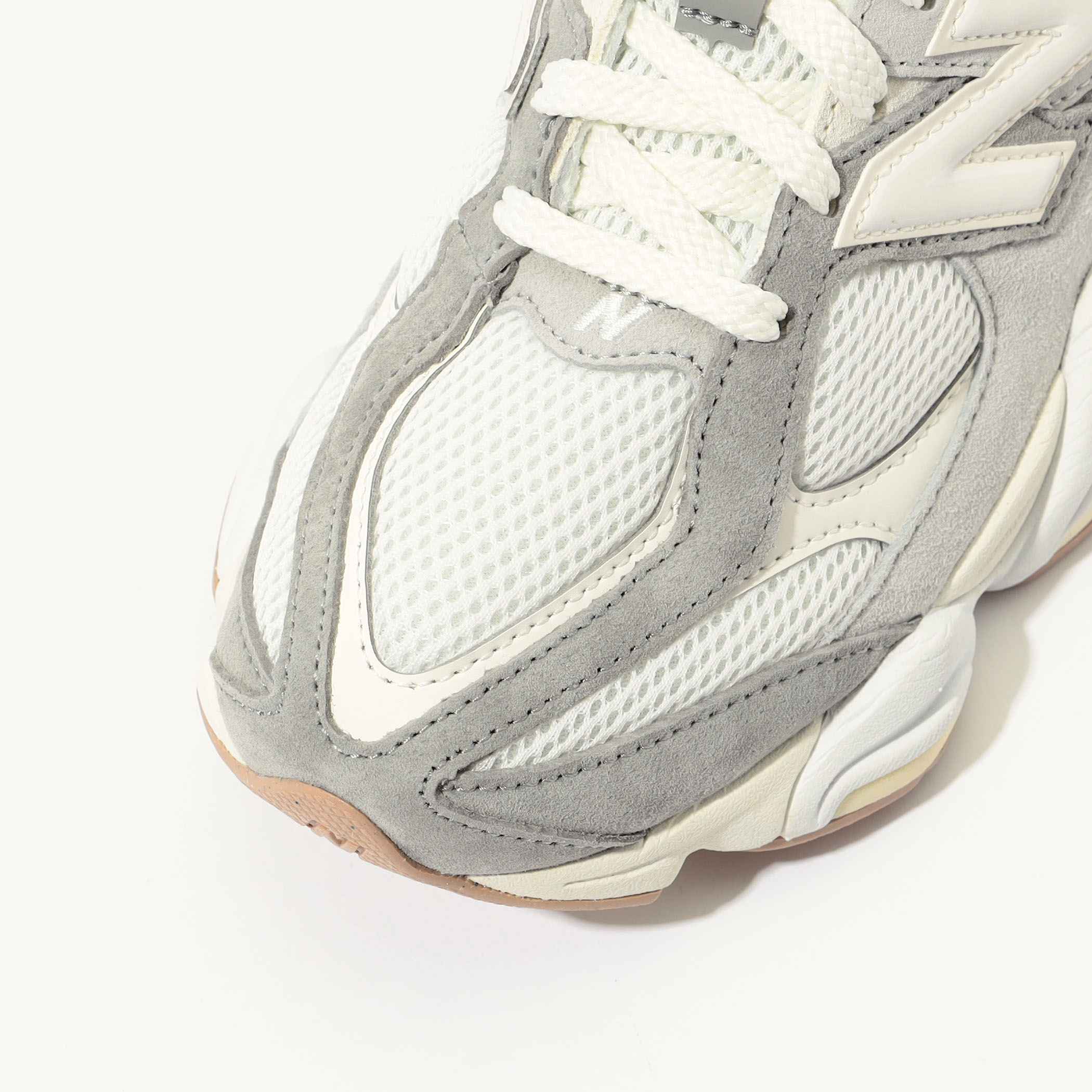 New Balance 9060 スニーカー｜トゥモローランド 公式サイト