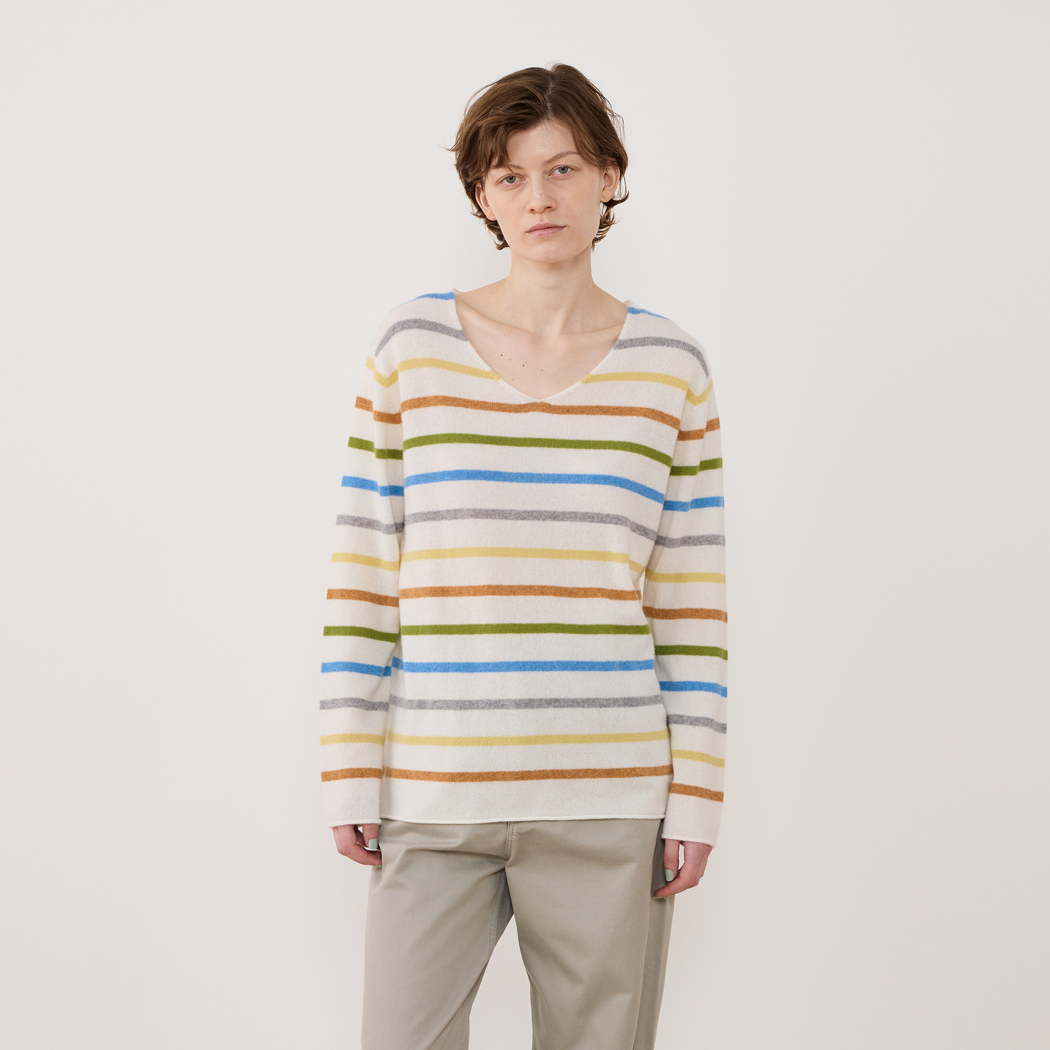 スコットランドカシミヤマルチボーダー Vネックプルオーバー