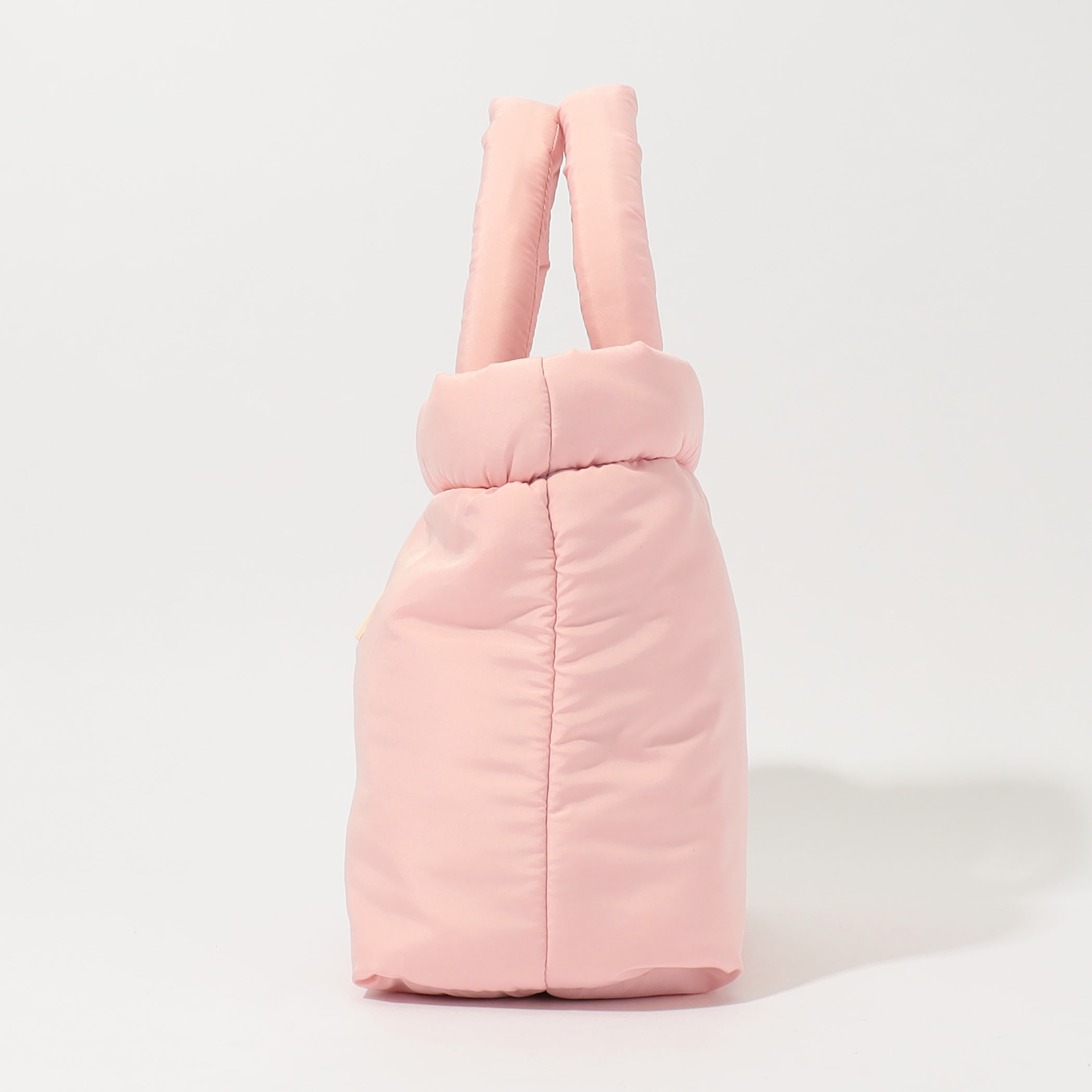 MARNI TOTE ピンク Puff E/W トートバッグ｜トゥモローランド 公式サイト