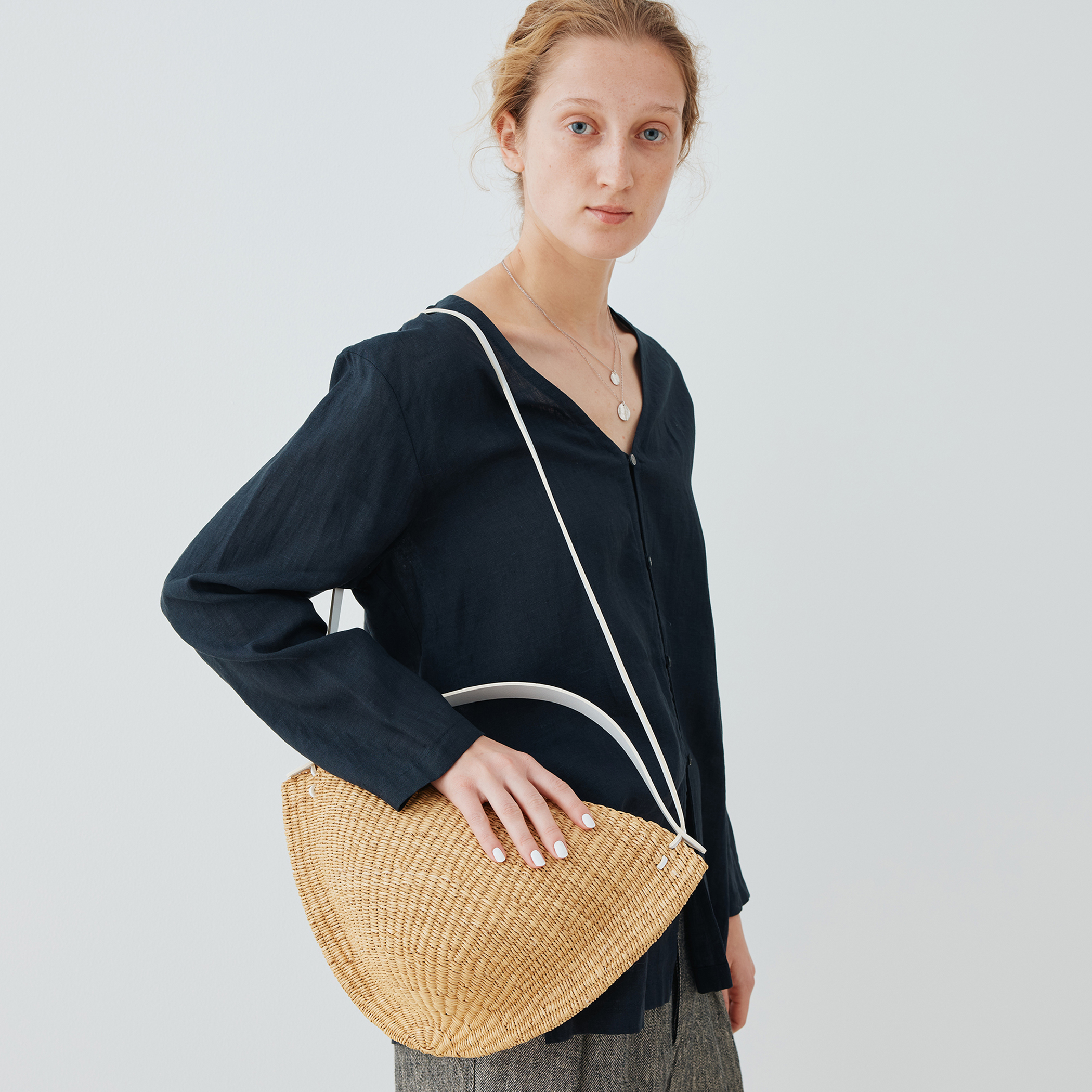 INES BRESSAND MEDIUM WALNUT Bag｜トゥモローランド 公式通販