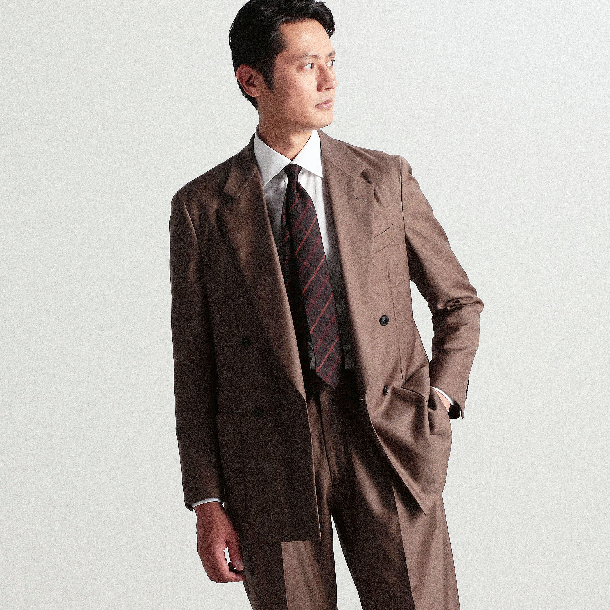 ストレッチウール 4Bダブルブレステッドスーツ Dormeuil