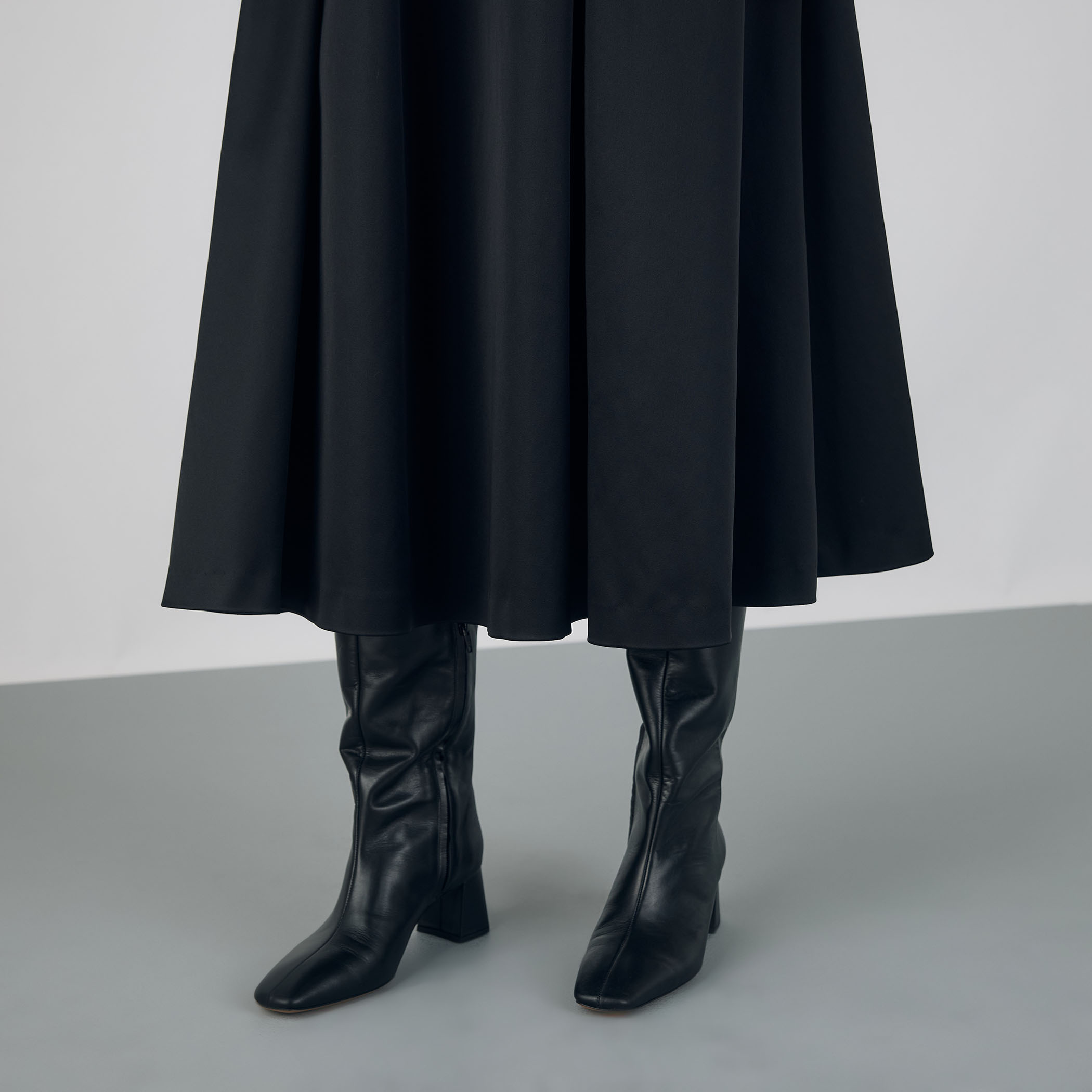 ナイロンハイカウントダブルクロス タックフレアスカート