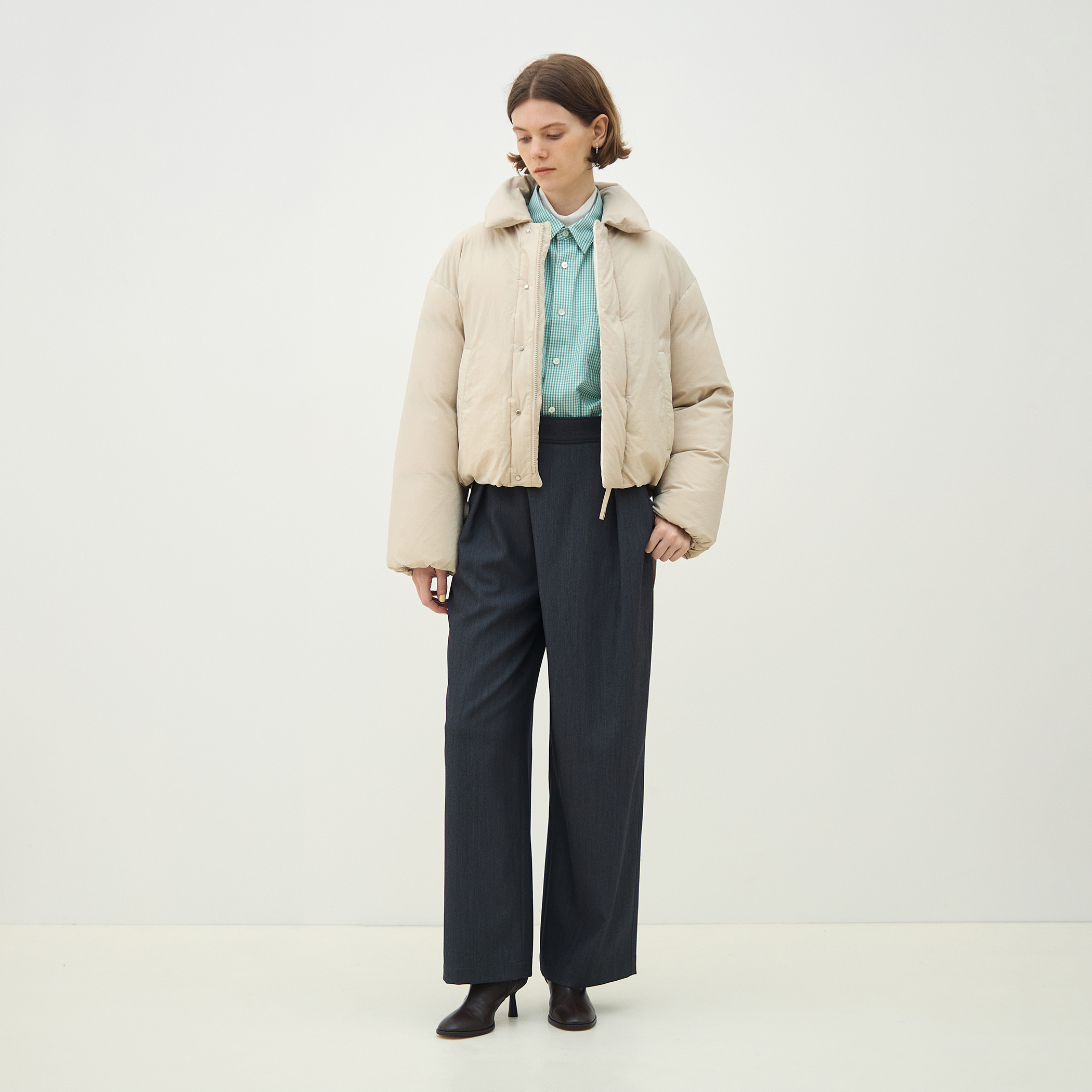 ナイロンストレッチ ダウンジャケット｜トゥモローランド 公式通販