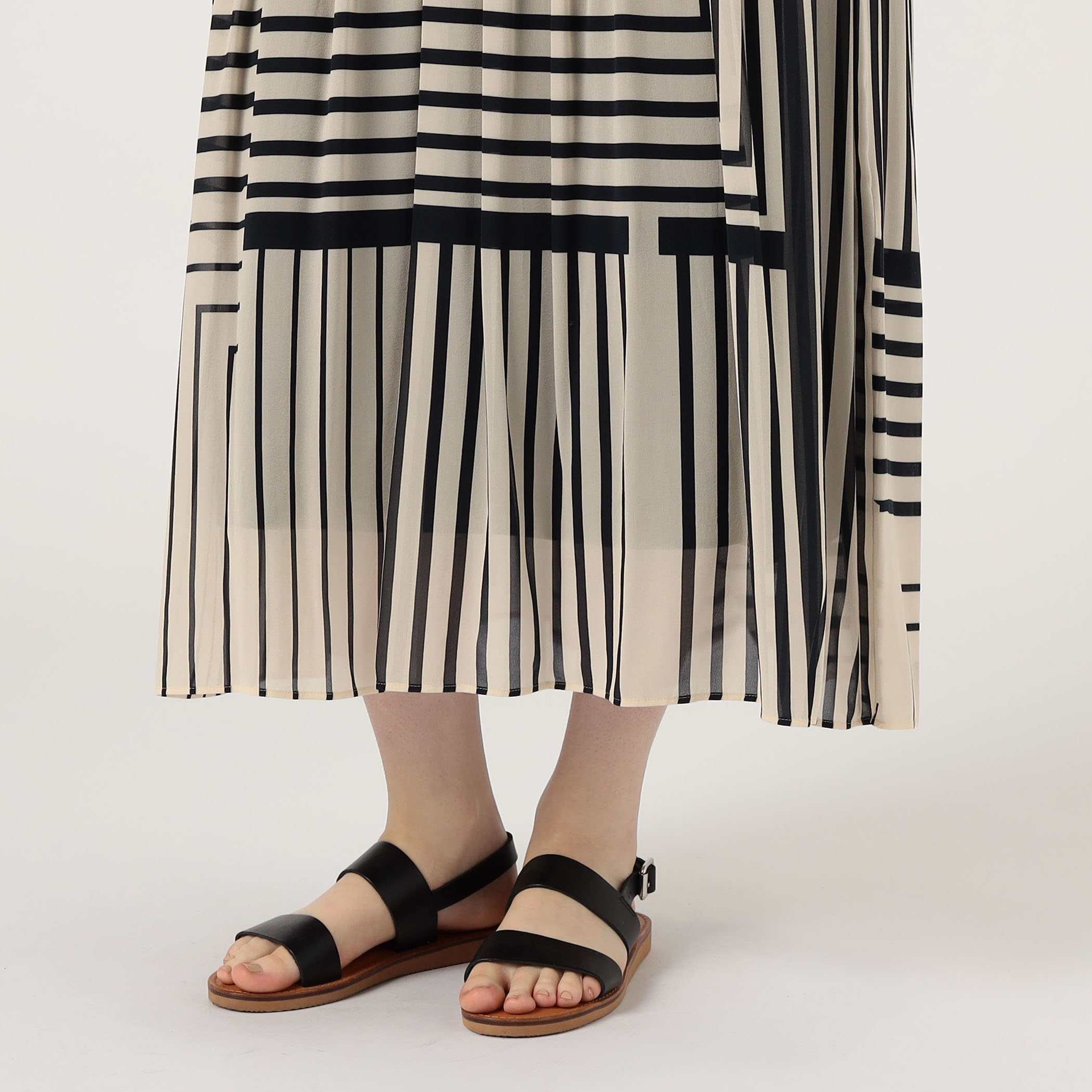 ストライプシルクストレッチ ギャザーシャツドレス｜トゥモローランド