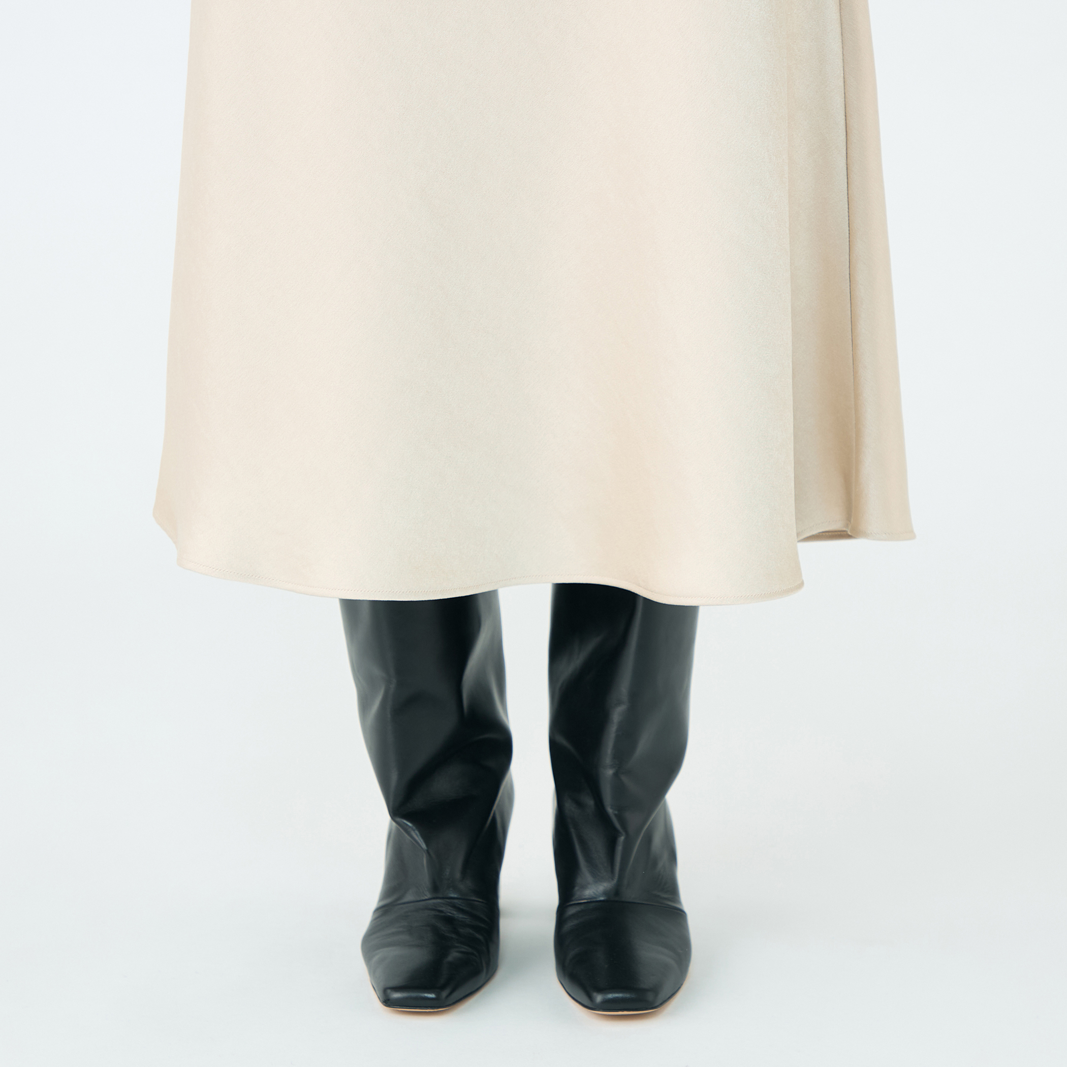 680t*専用 新品 トゥモローランド ダブルサテン マーメイドスカート TOMORROWLAND｜ジグリーサテン マーメイドスカート | Rakuten