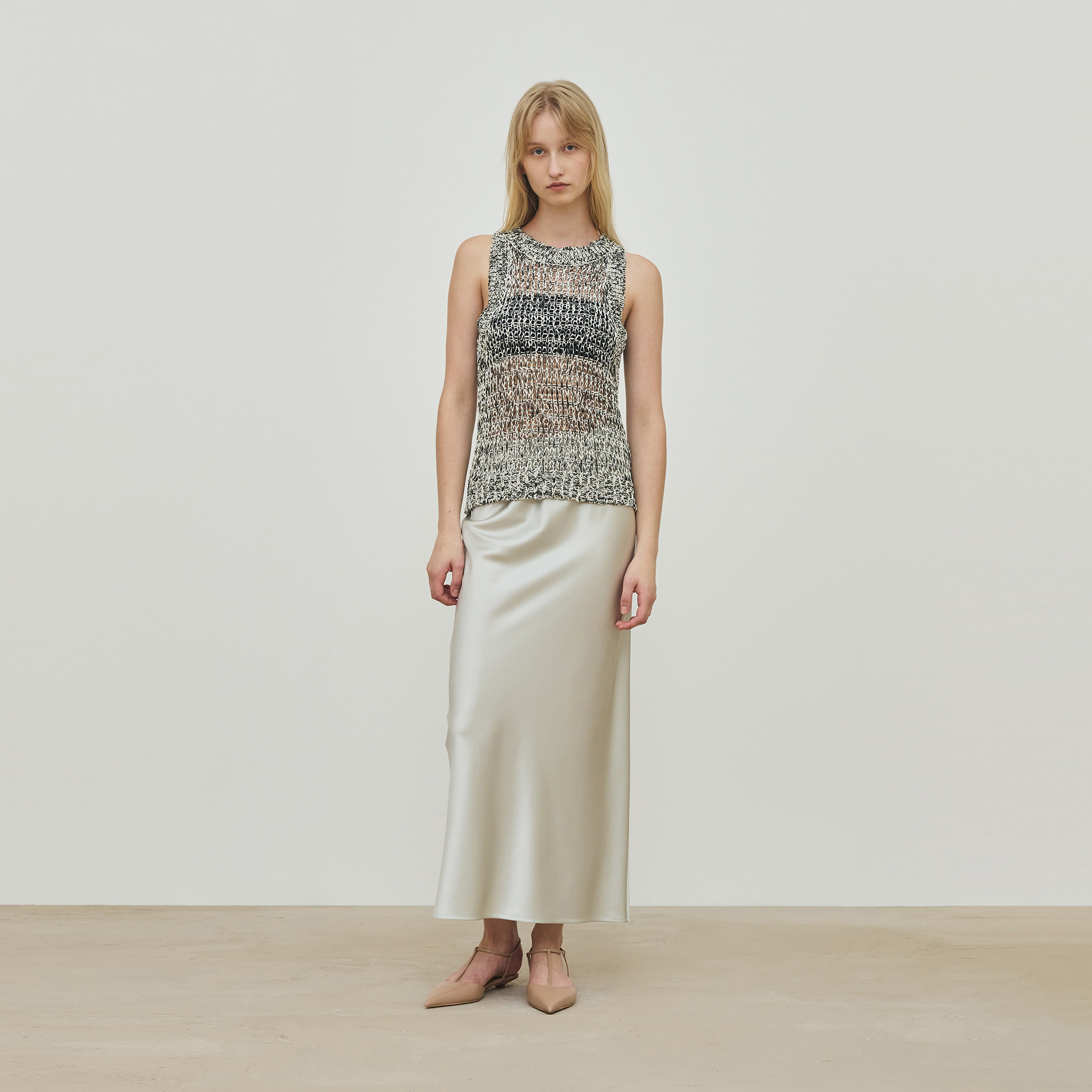 シルクストレッチサテン エラスティックストレートスカート