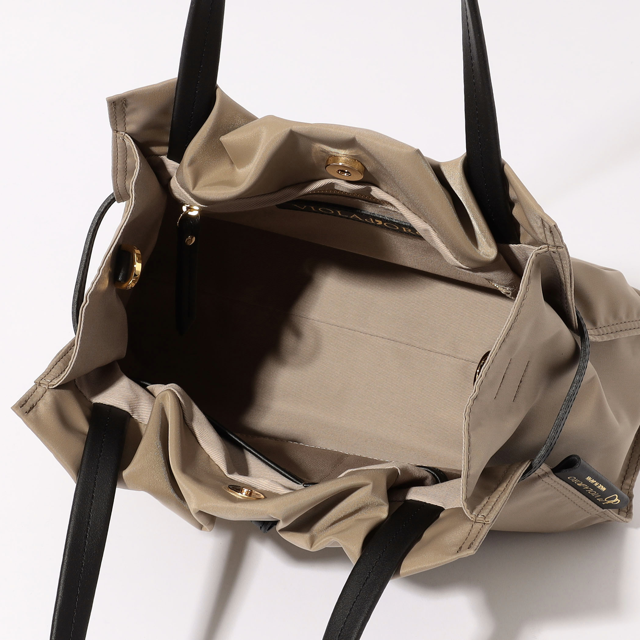 VIOLAd'ORO NYLON BIANCA トートバッグ｜トゥモローランド 公式サイト