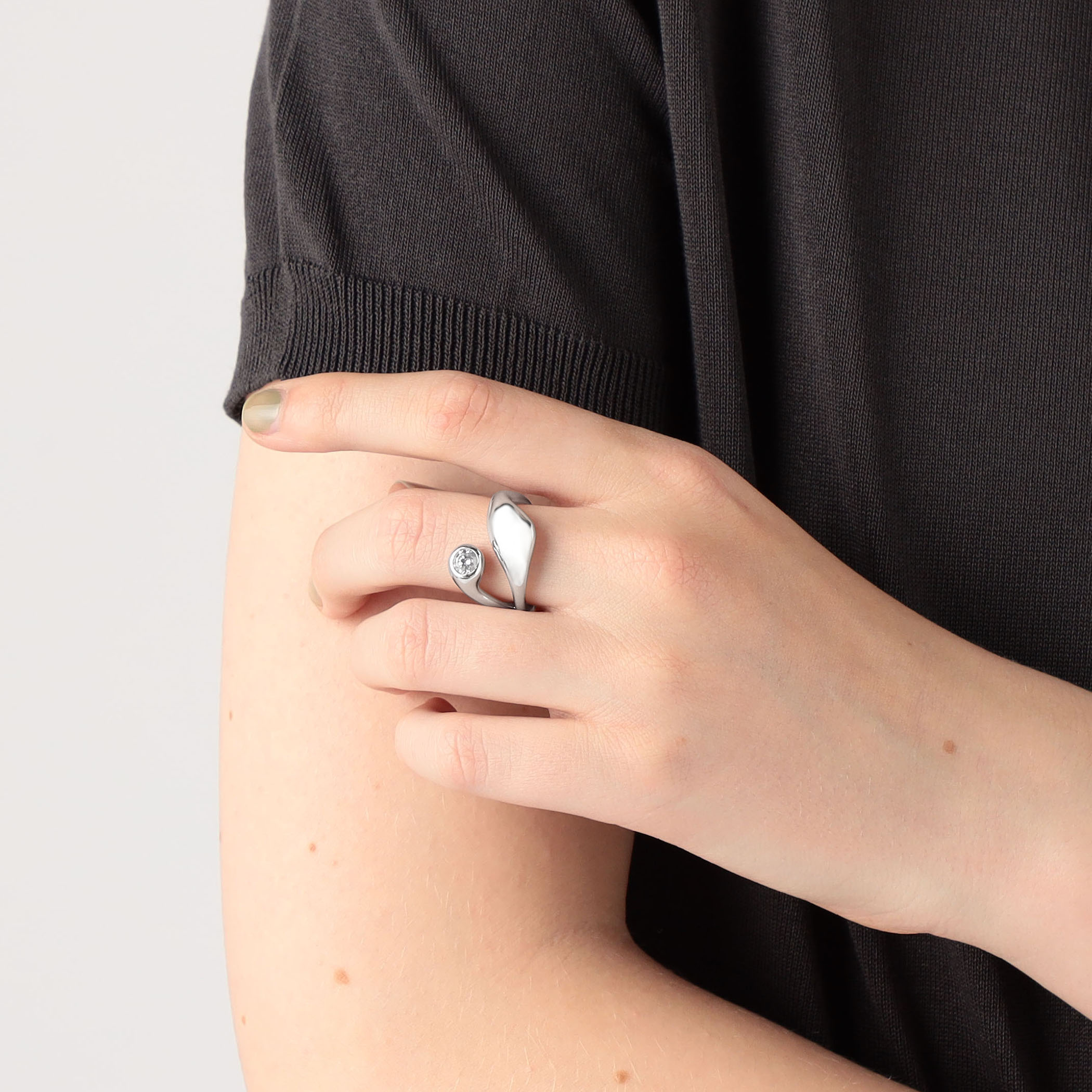【関税込み】Maria Black シルバー Mermaid リング MARIA BLACK Mermaid Ring SLV リング｜トゥモローランド 公式通販