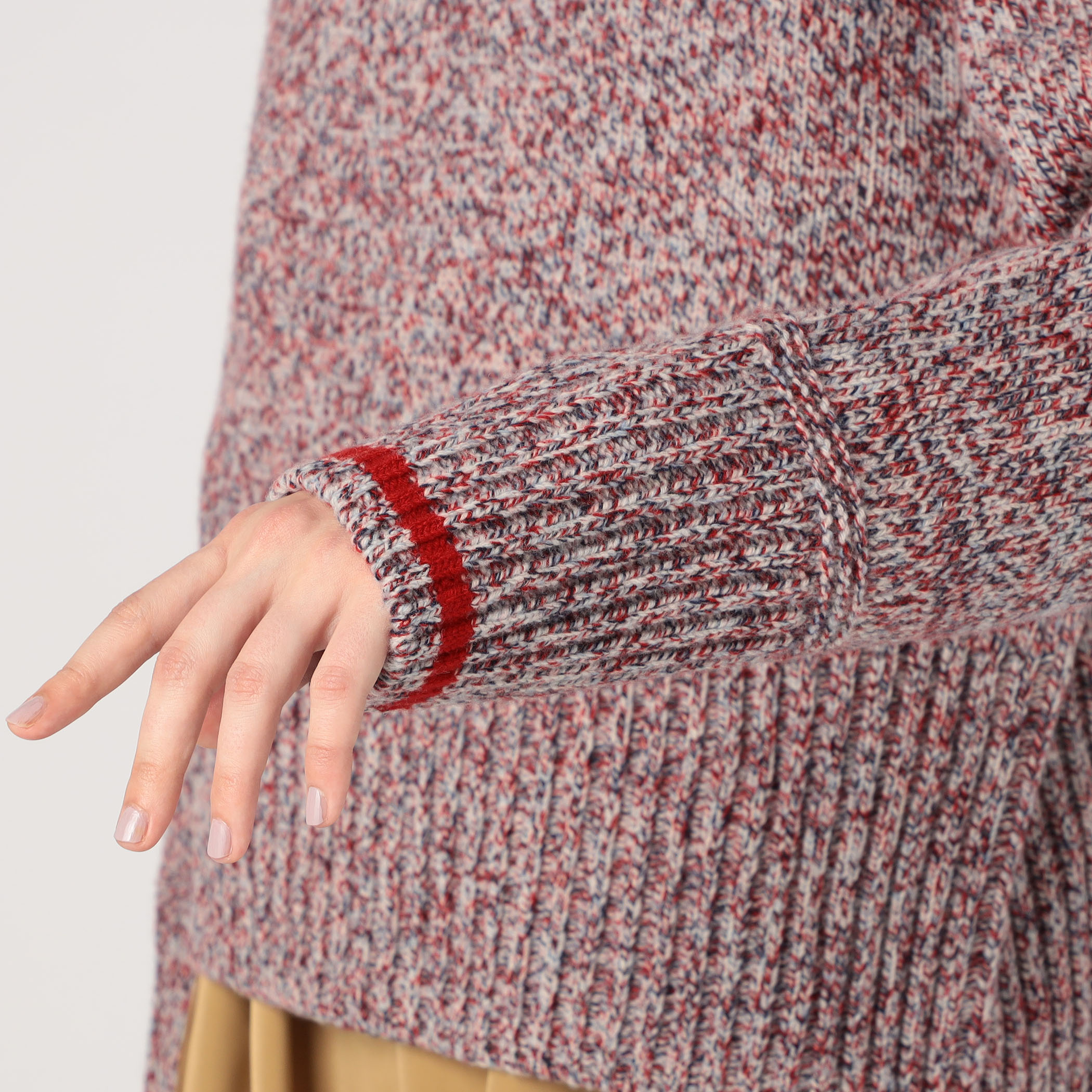 ファインラムズウール タートルネックプルオーバー｜トゥモローランド