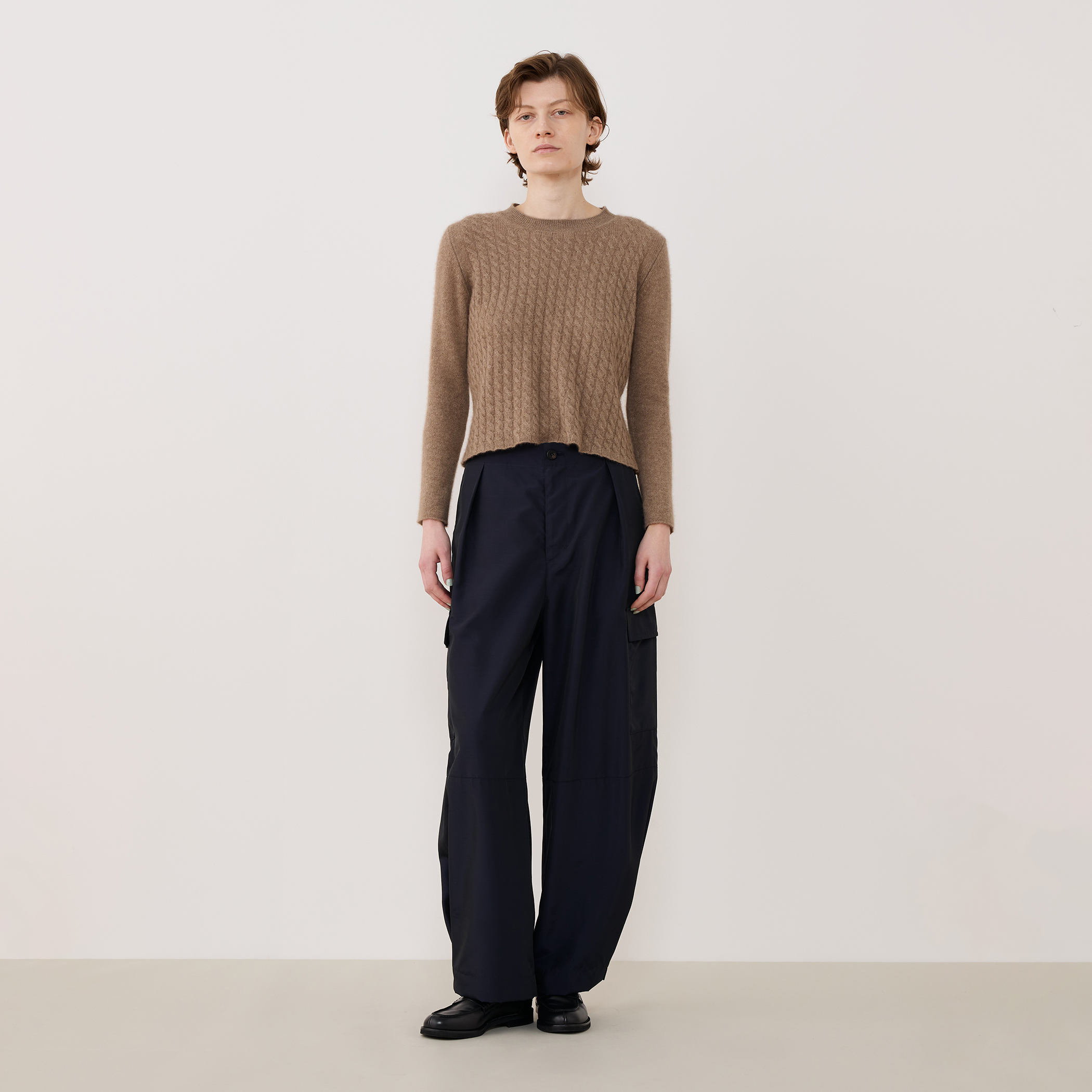 □モンゴルカシミヤケーブル クルーネックプルオーバー