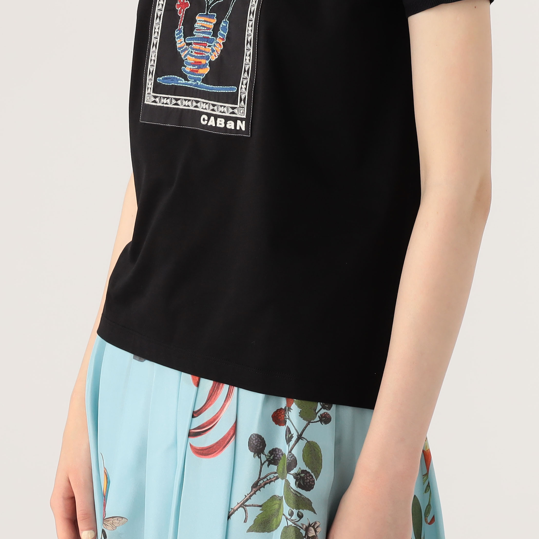 スビンコットン アフリカンエンブロイダリーTシャツ