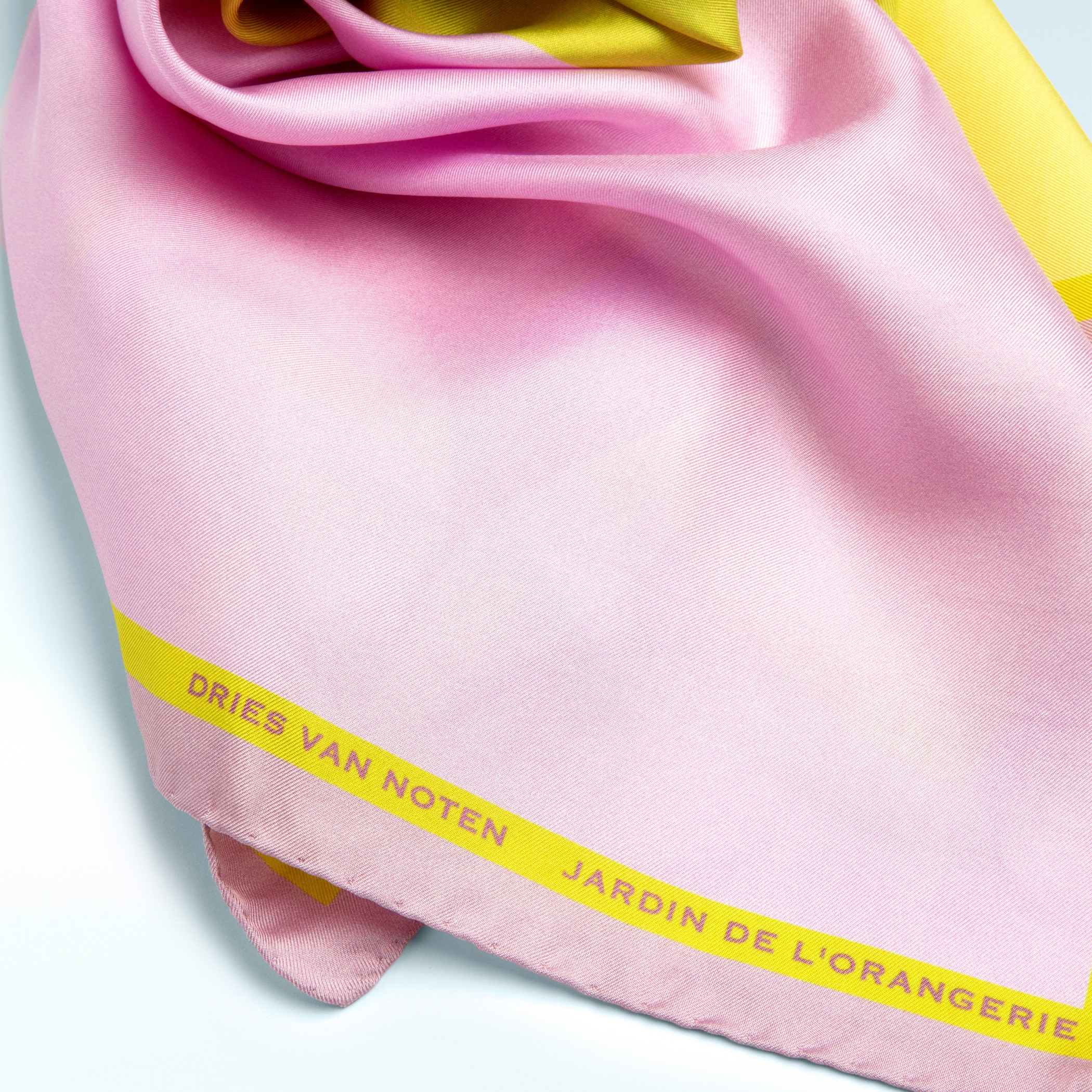 DRIES VAN NOTEN 22ss スカーフ付きカットソー Short sleeve shirt - Spring-Summer Women | Dries Van Noten