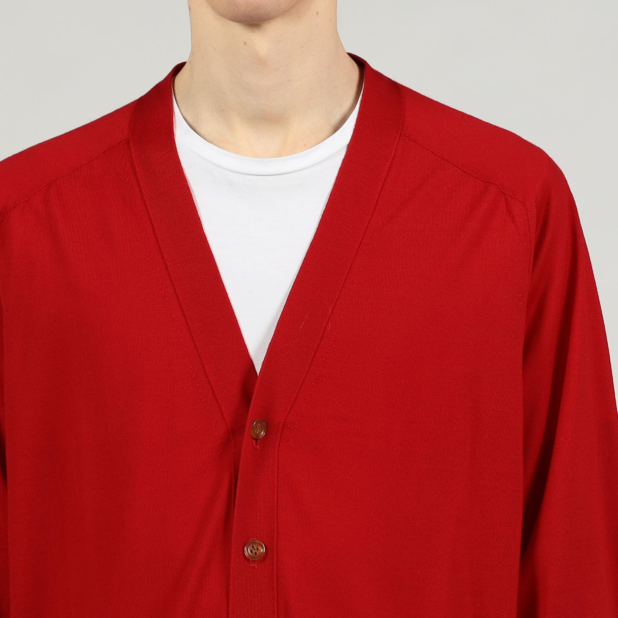 別注】UMEDA 16G V NECK CARDIGAN｜トゥモローランド 公式サイト