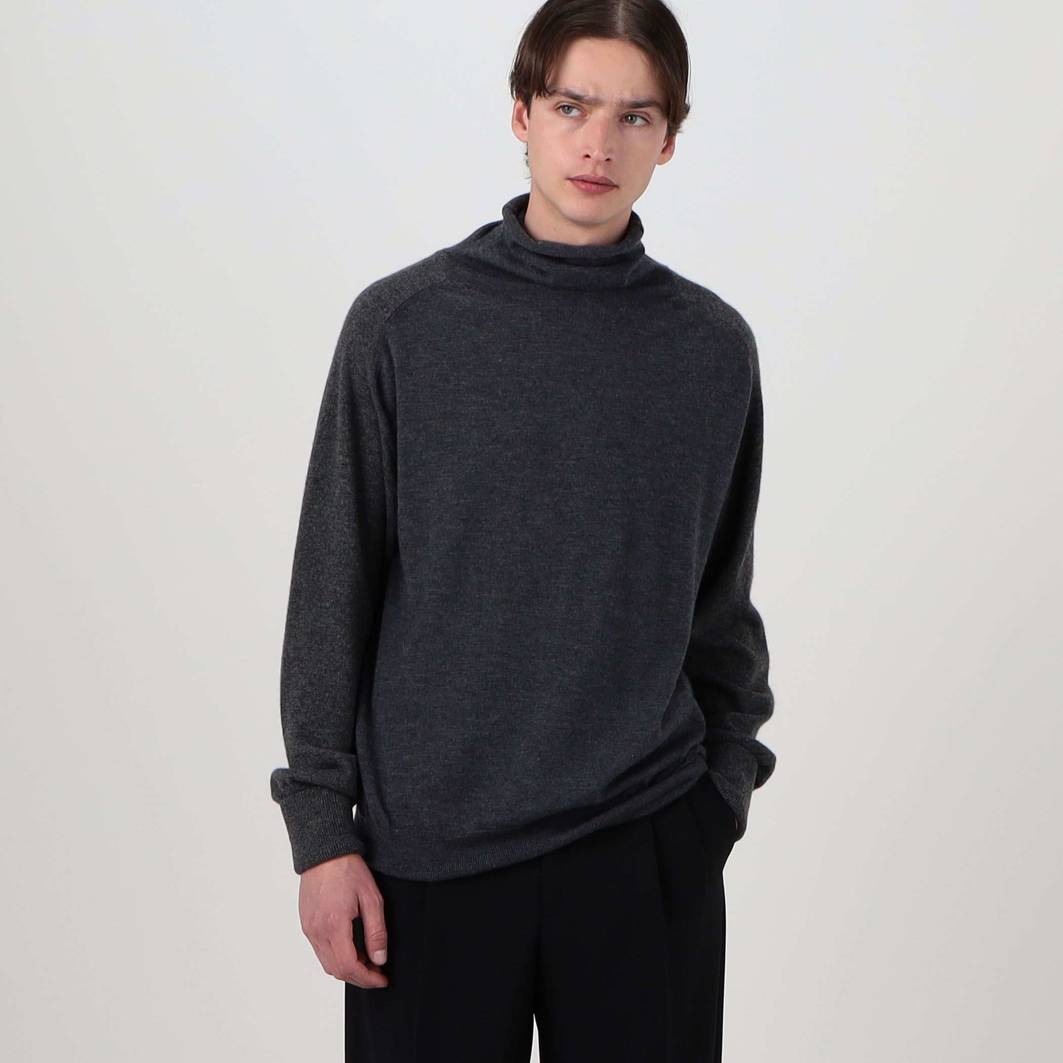 MAATEE&SONS カシミヤ タートルネックニット｜トゥモローランド 公式サイト