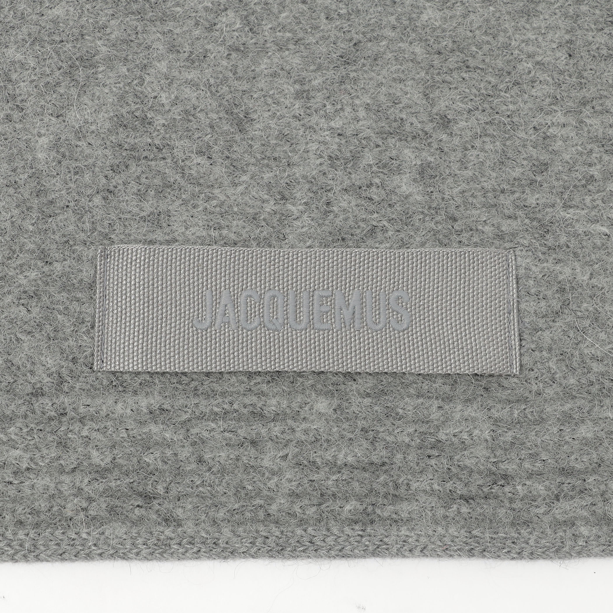 JACQUEMUS LE CHALE GROS GRAIN｜トゥモローランド 公式通販