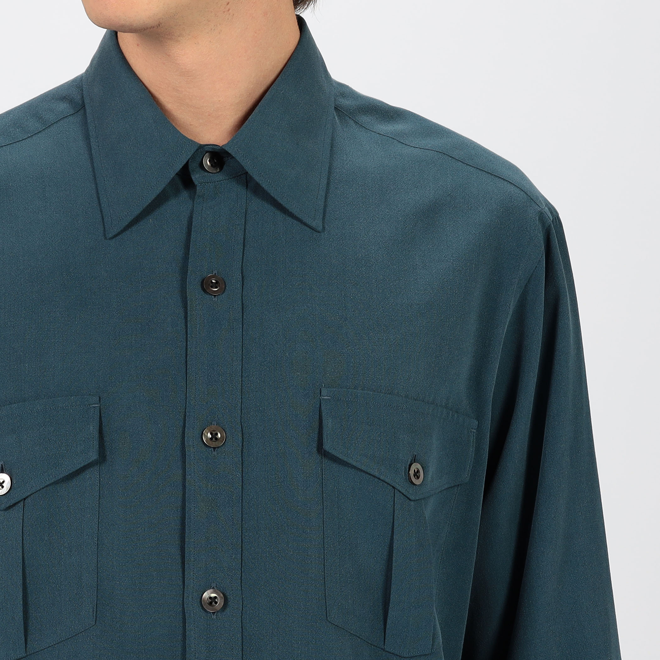 シルクタフタ ダブルポケット レギュラーカラーシャツ