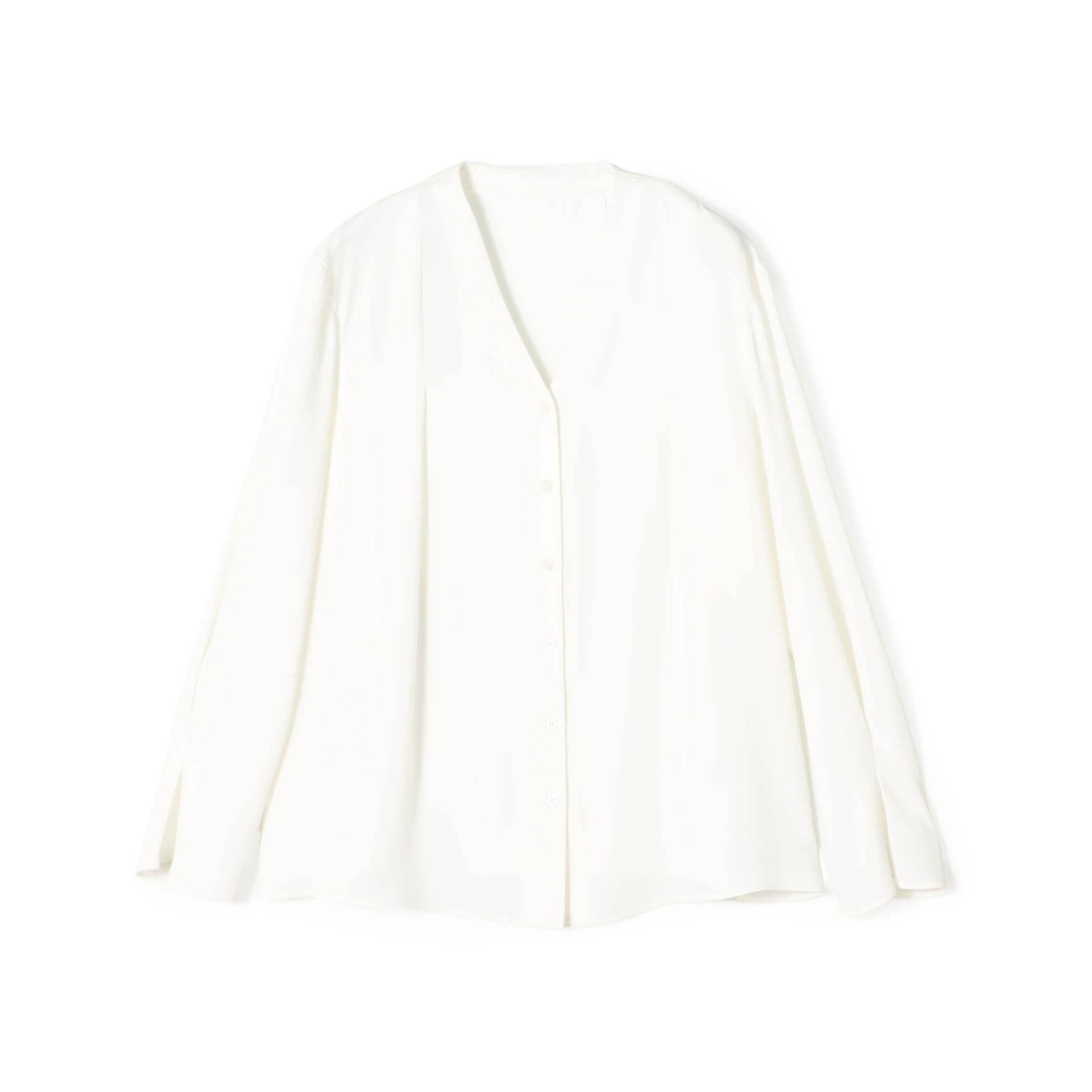 【WEB先行予約】マットサテン Vネックブラウス