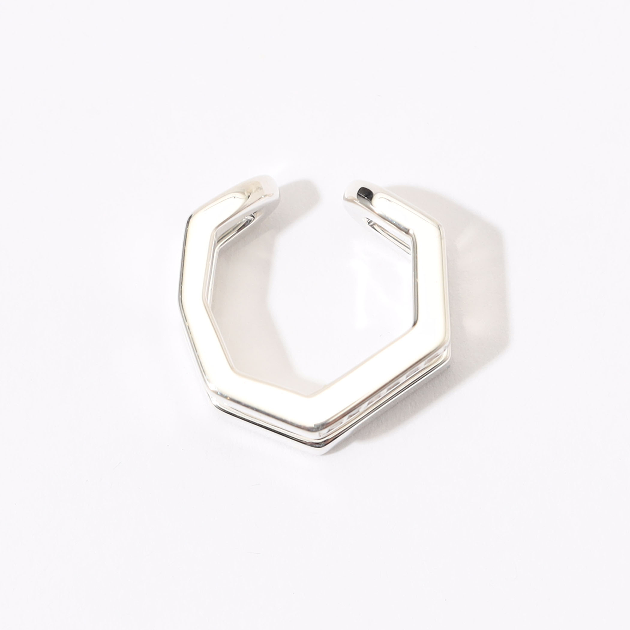 Hirotaka MANHATTAN Polygon 片耳 イヤーカフ｜トゥモローランド 公式