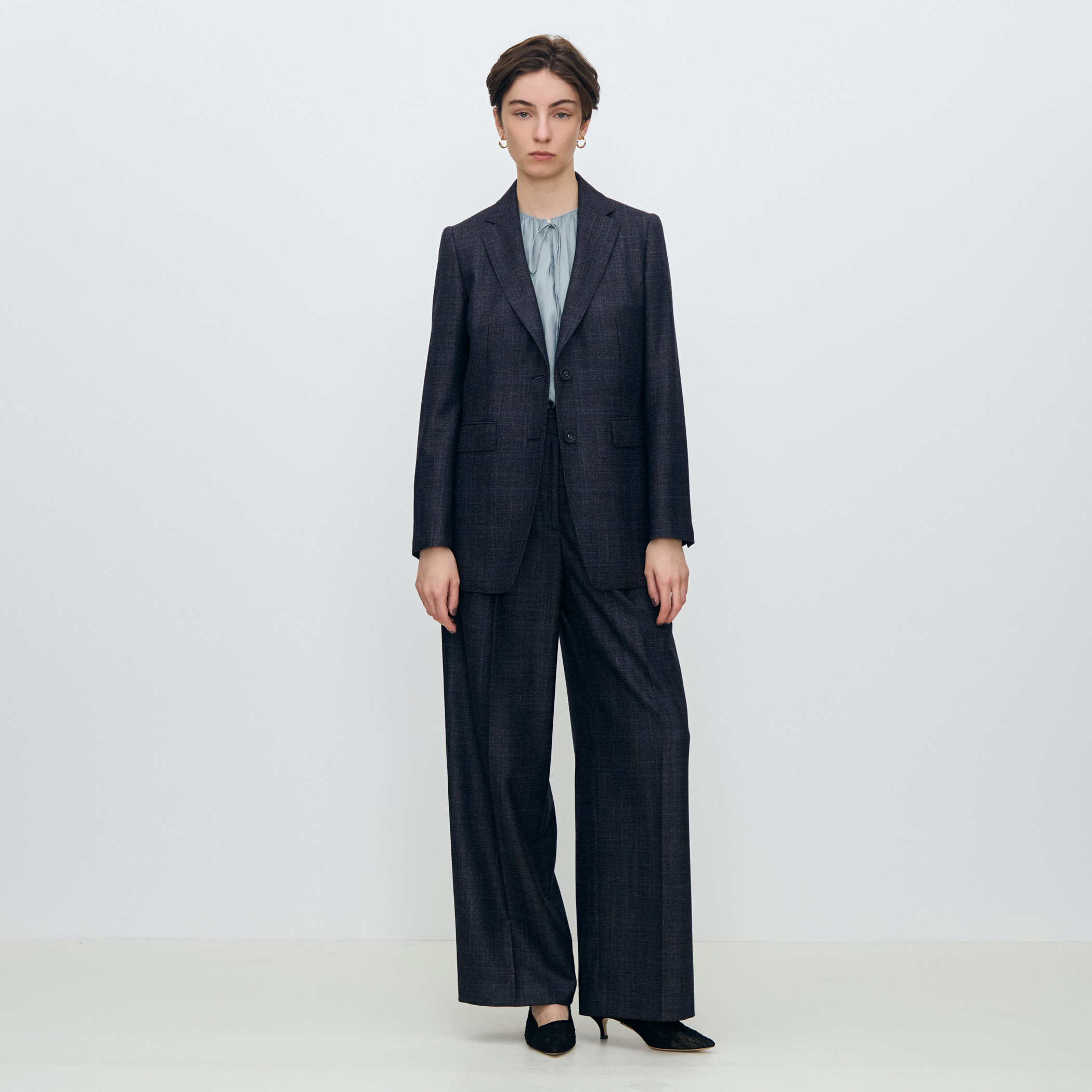 美品 TOMORROWLAND PILGRIM スーツ SILK AIR 2B 美品 TOMORROWLAND PILGRIM スーツ SILK AIR 2B - メルカリ