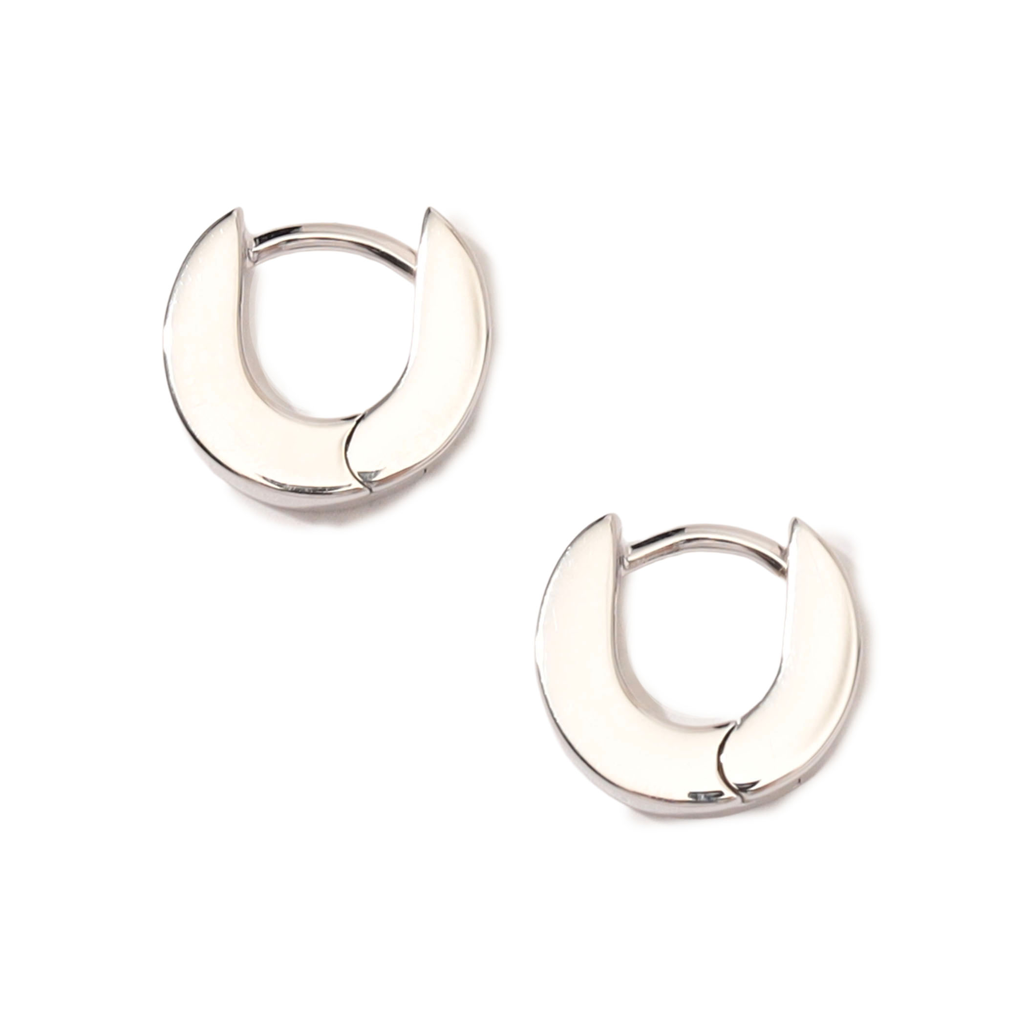 TOM WOOD Beck Huggies ピアス