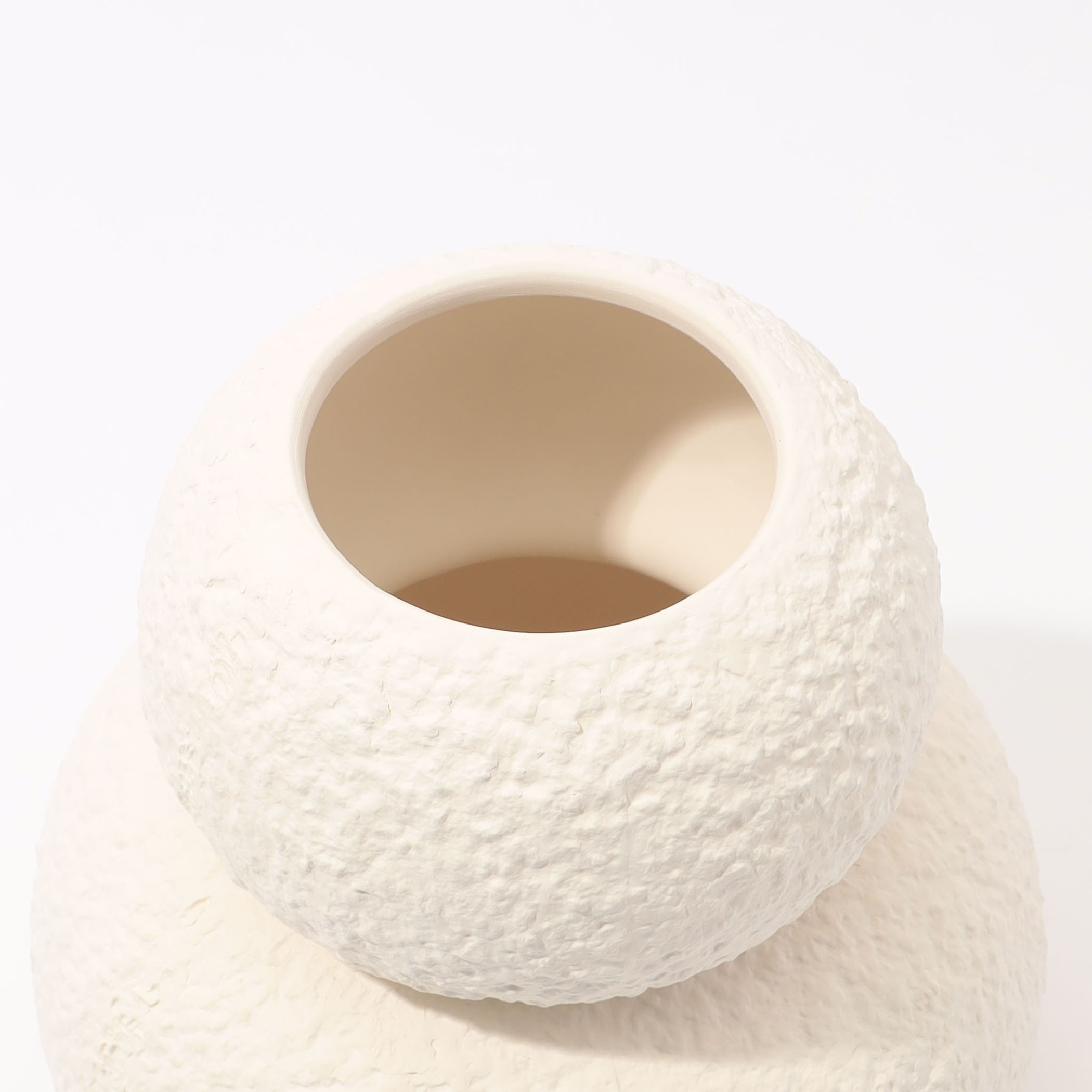 URBAN NATURE CULTURE ベース｜トゥモローランド 公式サイト