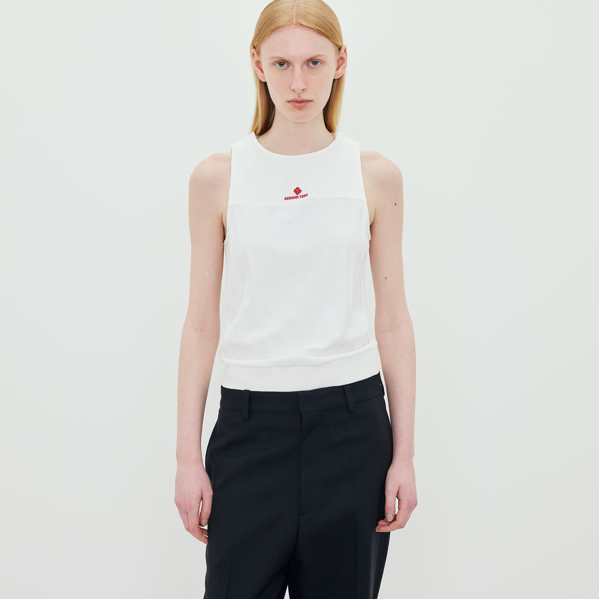 別注】SHUSHU/TONG Logo Sleeveless Top スリーブレストップ