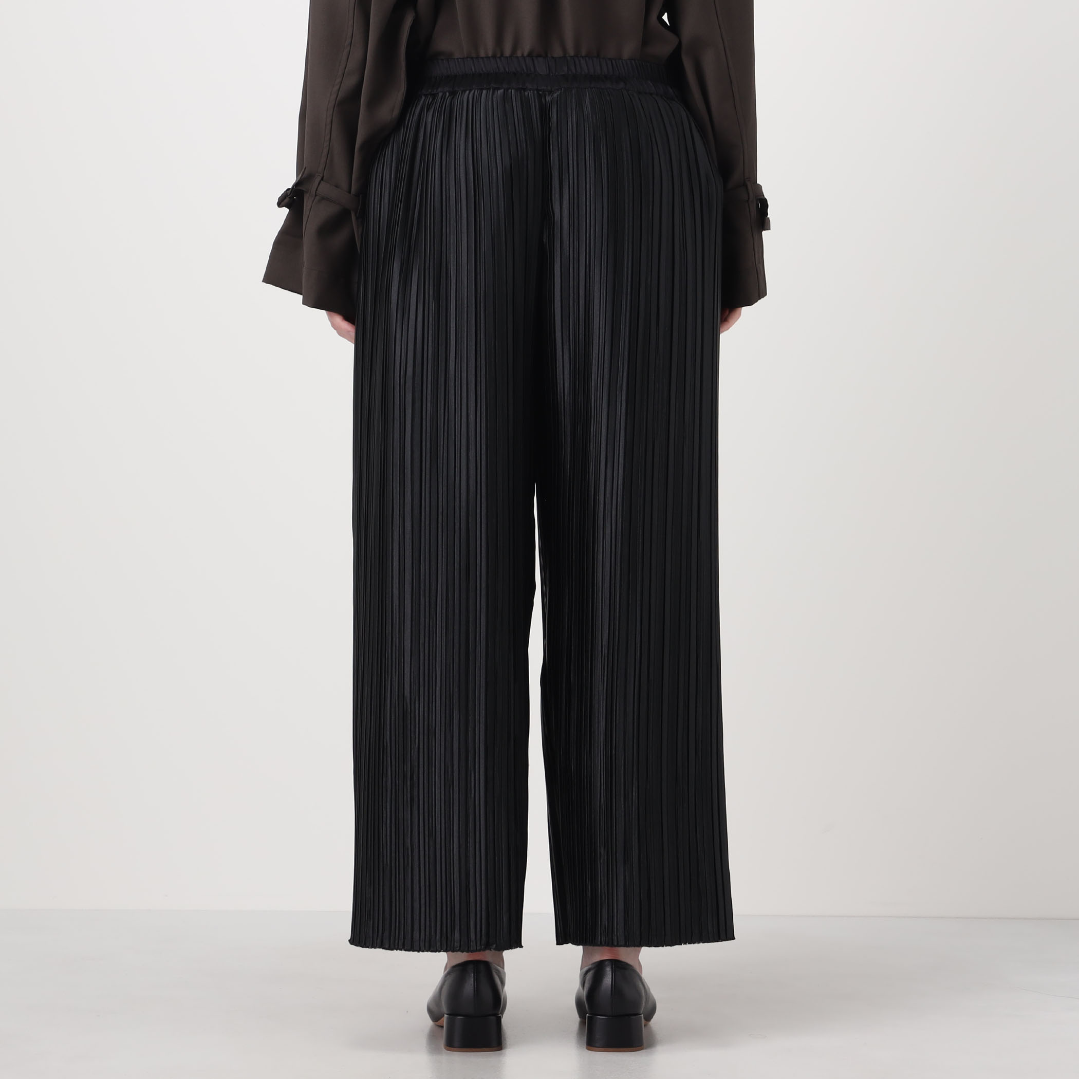 JEANPAULKNOTT プリーツパンツ｜トゥモローランド 公式サイト