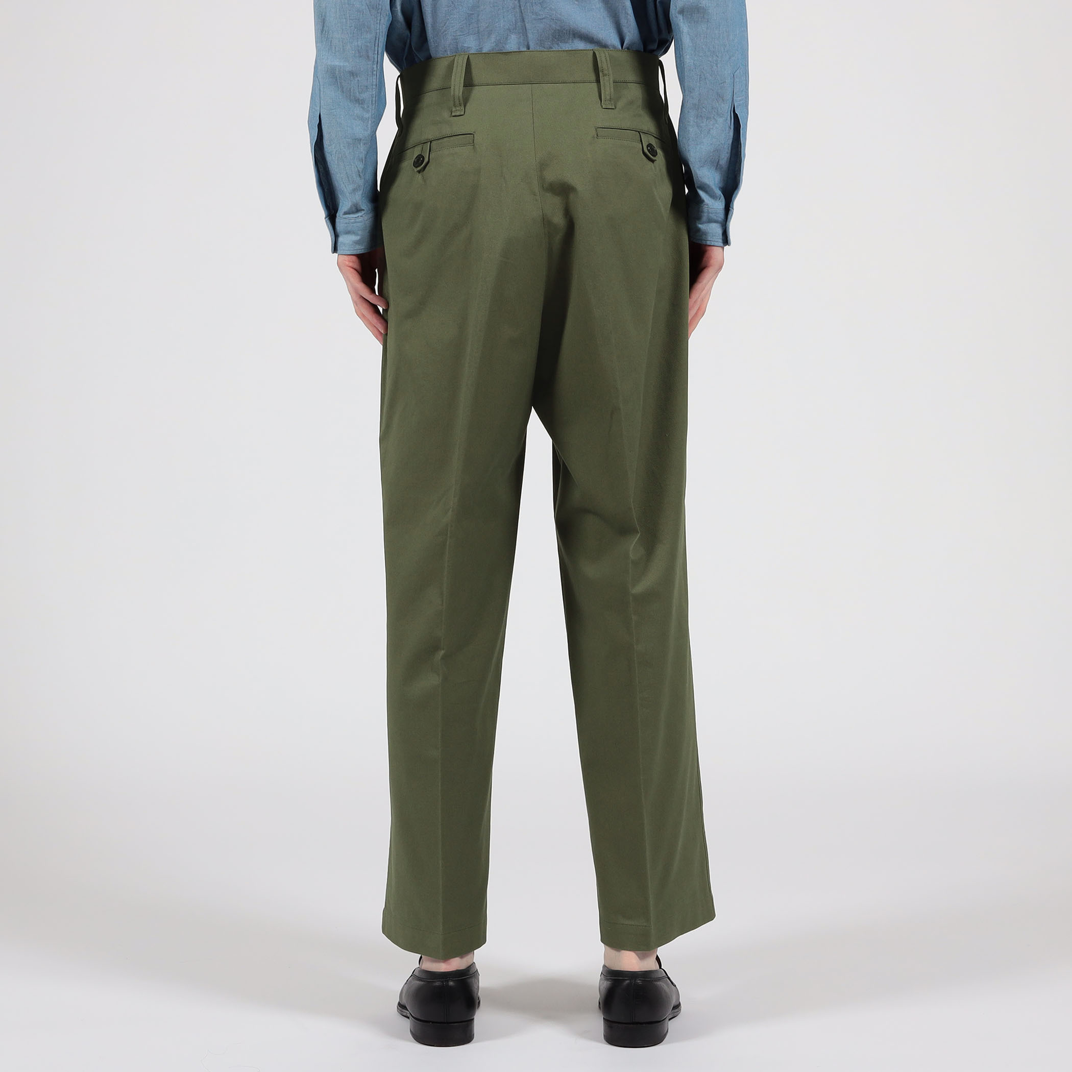 コットンツイル ベイカーパンツ｜トゥモローランド 公式通販