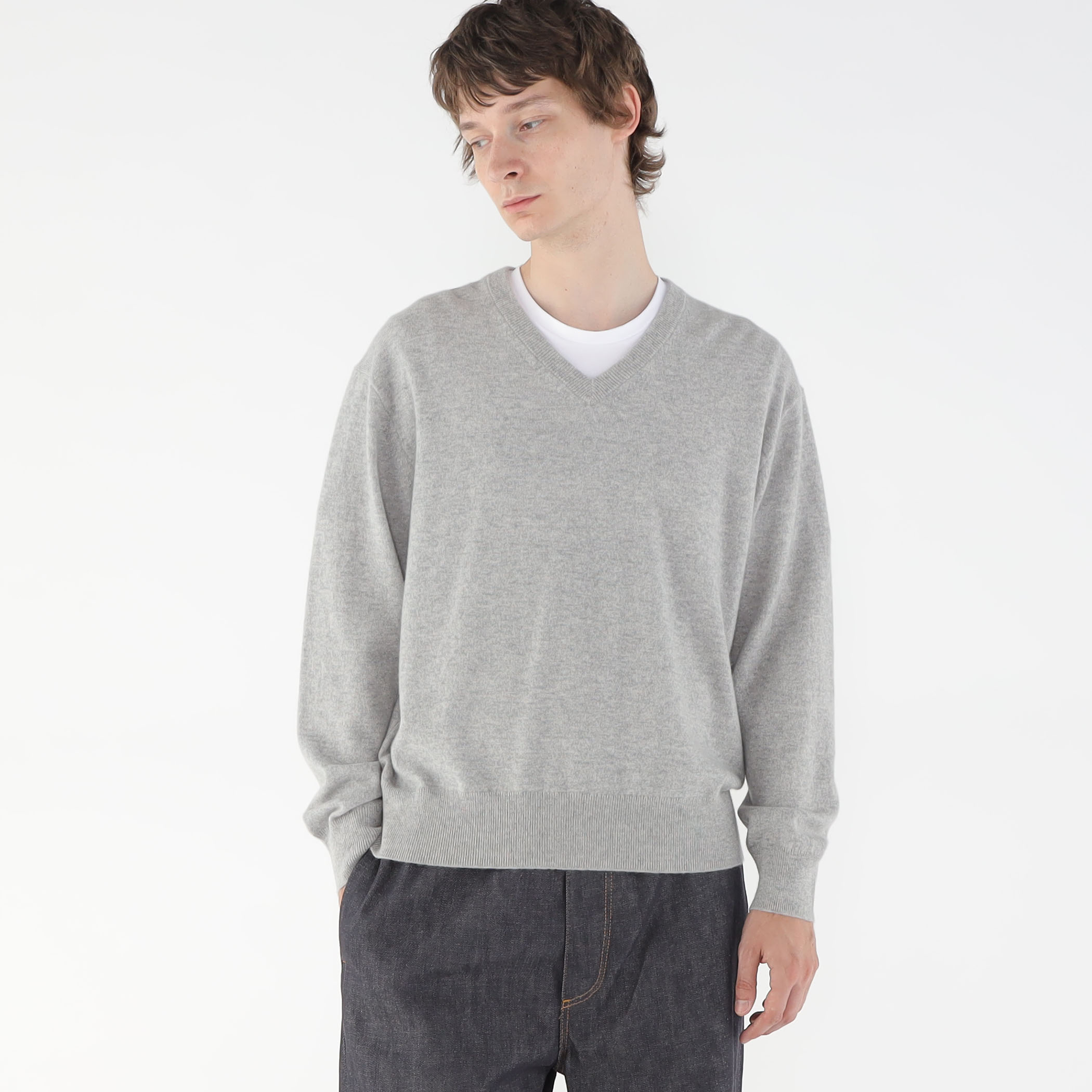 スコットランドカシミヤ Vネックプルオーバー｜トゥモローランド 公式通販