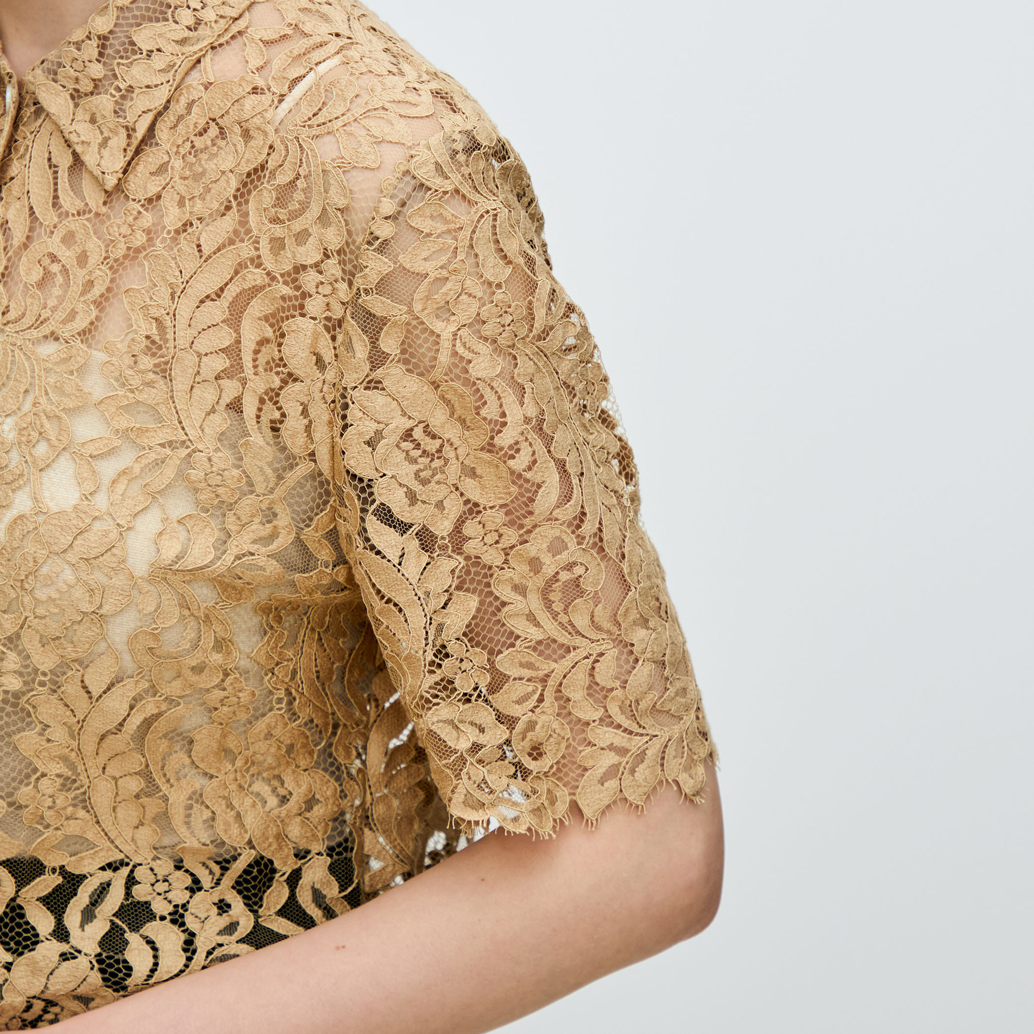 コードレース ハーフスリーブブラウス｜トゥモローランド 公式通販