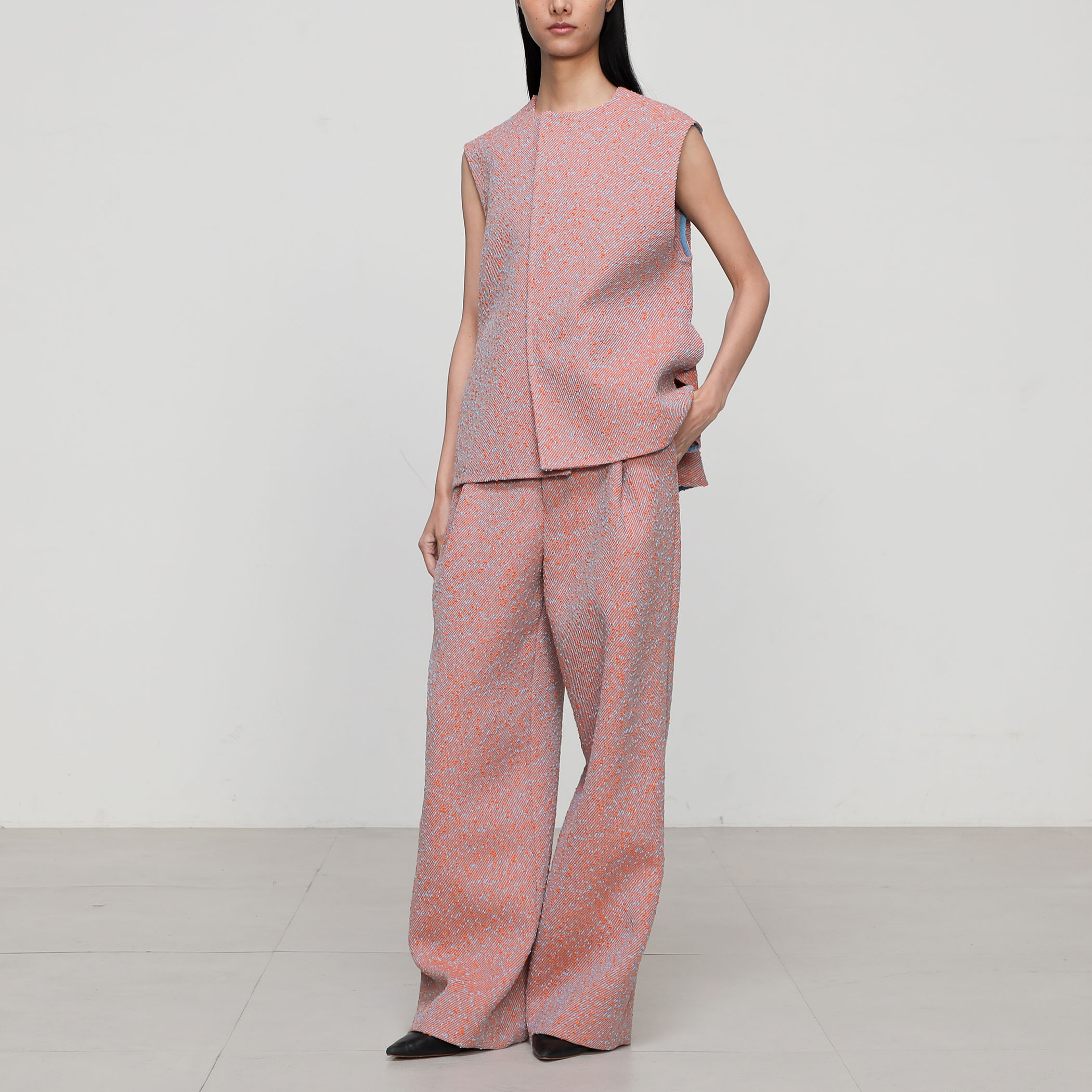 itema563ffa4b9cf11efb05e0242ac