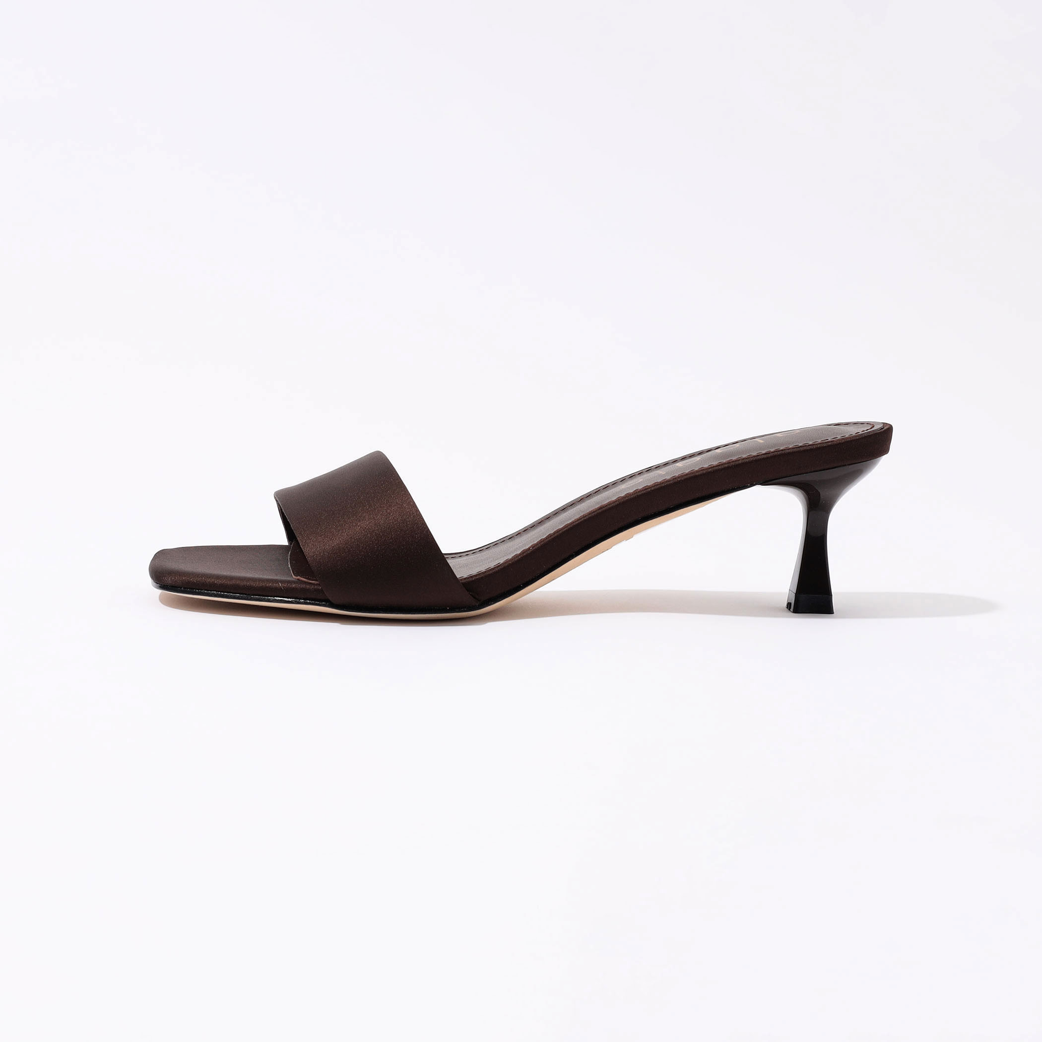 alagio SATIN MULE SARA ヒールサンダル｜トゥモローランド 公式サイト