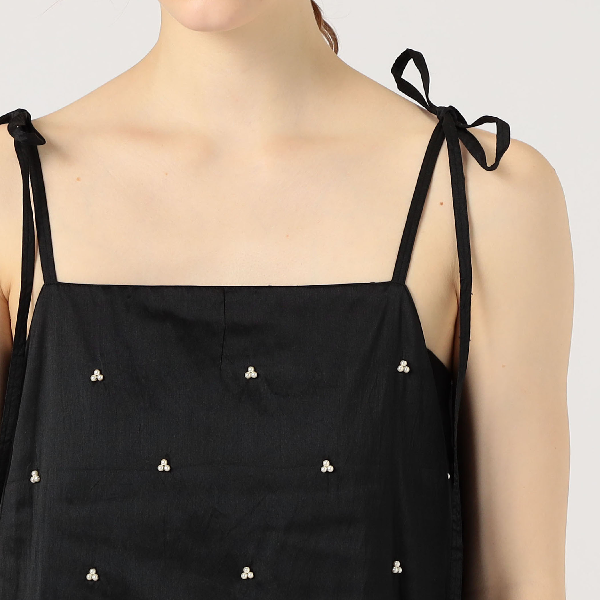 別注】ne Quittez pas BLACK pearl embroidery ドレス