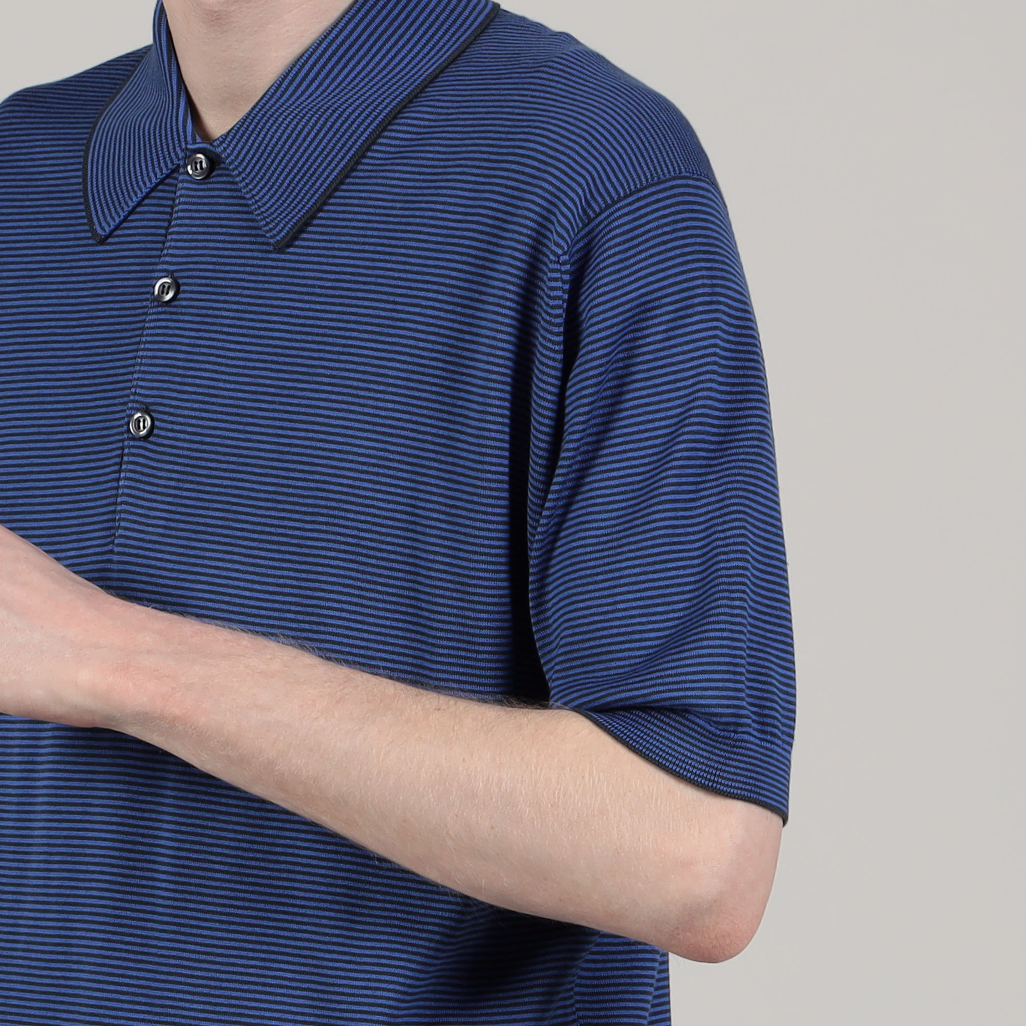 【極美品】JOHN SMEDLEY マイクロボーダー ポロシャツ KYSON M 極美品】JOHN SMEDLEY マイクロボーダー ポロシャツ KYSON M