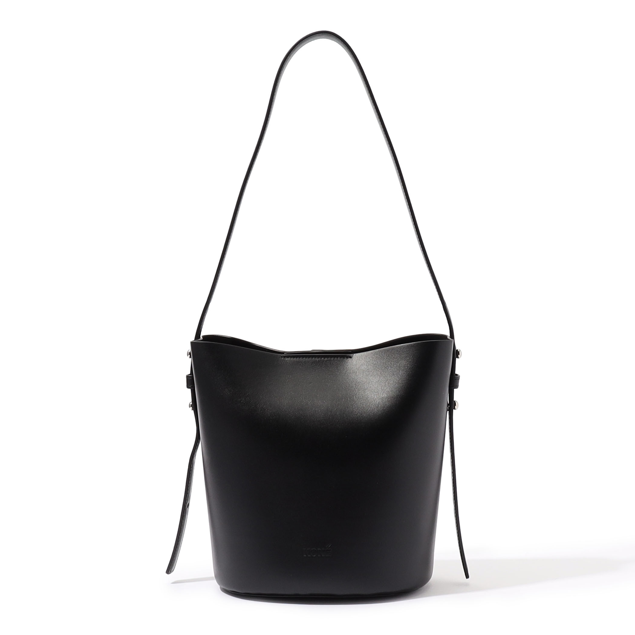 KONE LITTLE LEO バケットバッグ