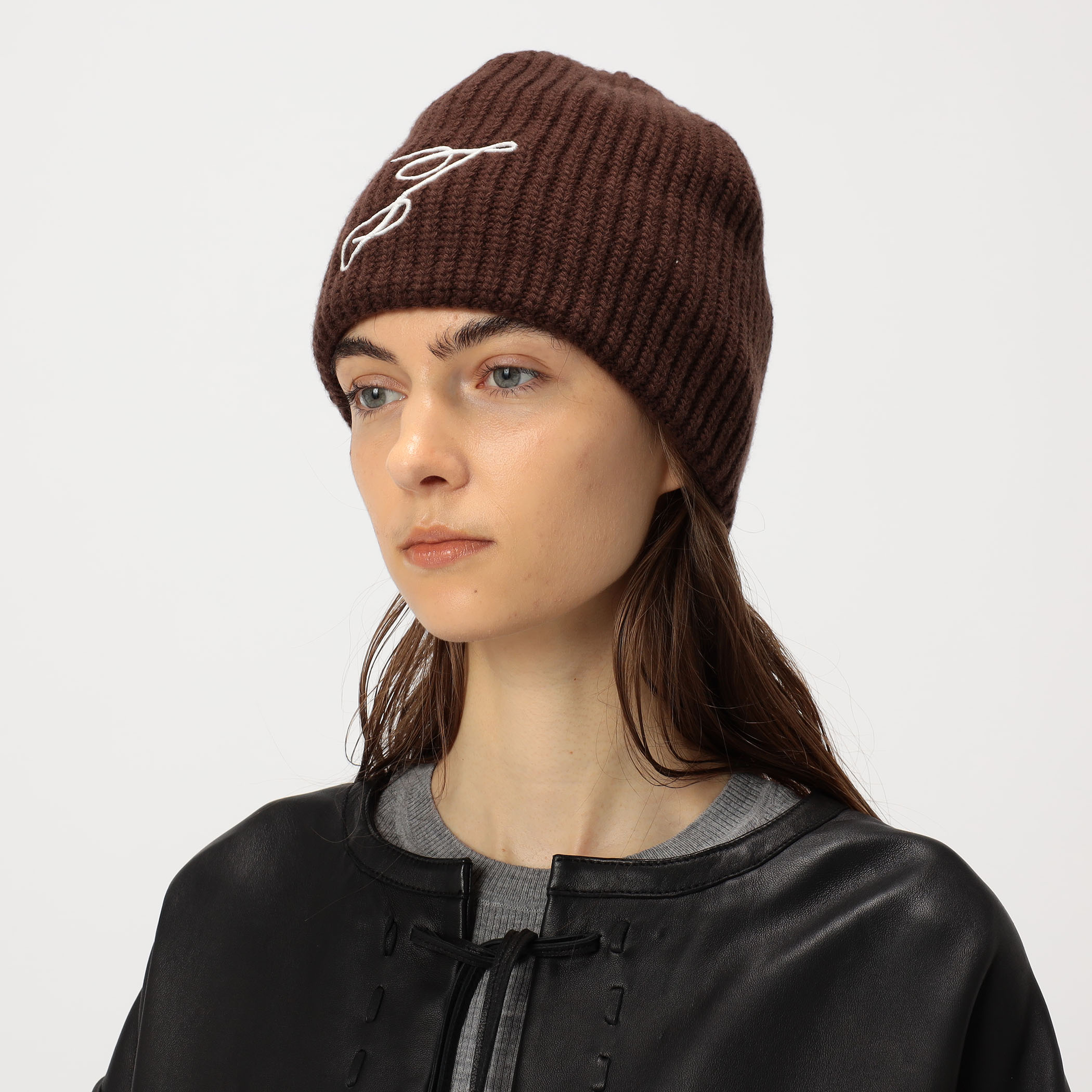 JACQUEMUS LE BONNET ESPIRAL｜トゥモローランド 公式通販