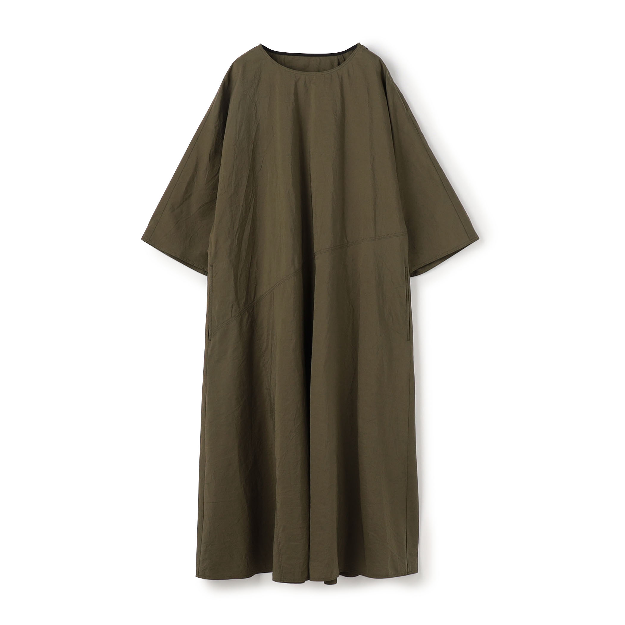 ラミーコンパクト ドルマンスリーブワンピース