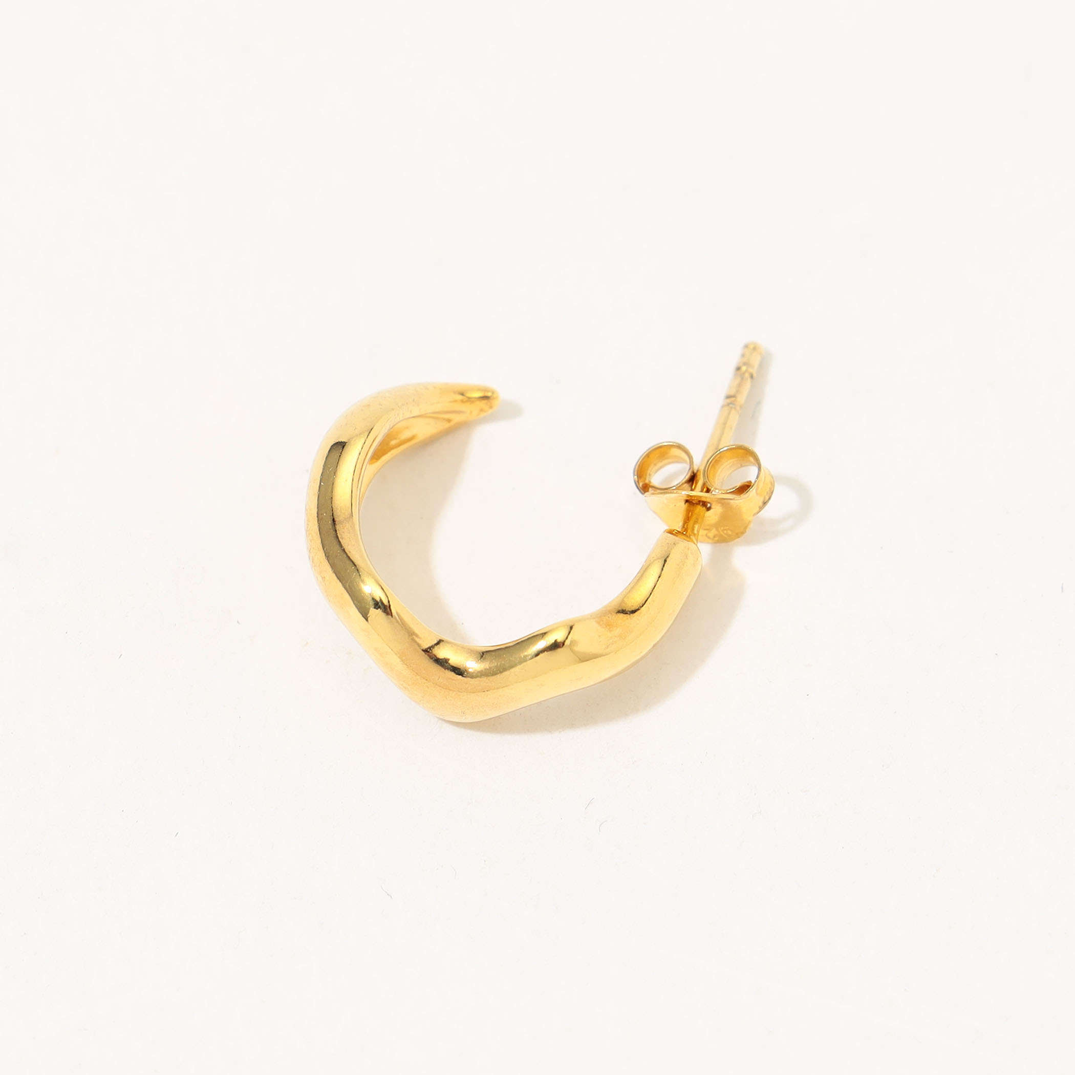 BAR Jewellery SMALL SCRIBBLE ピアス｜トゥモローランド 公式通販