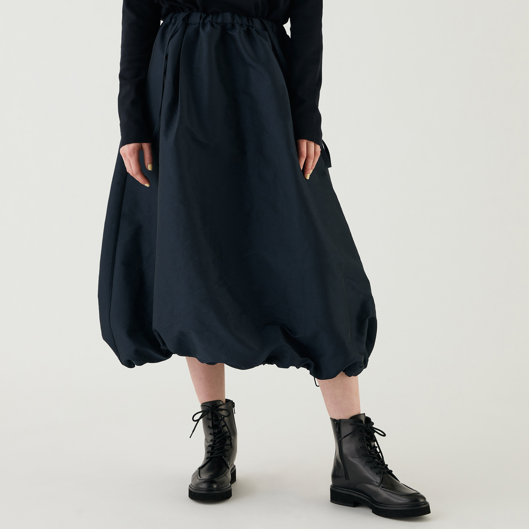 シェイプメモリーウェザー コクーンスカート｜トゥモローランド 公式通販