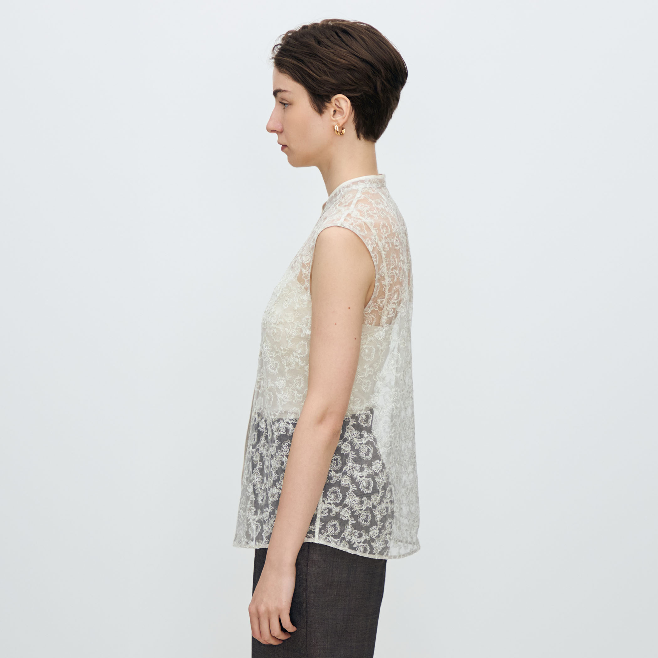 チュールフラワーエンブロイダリー パイピングレースブラウス