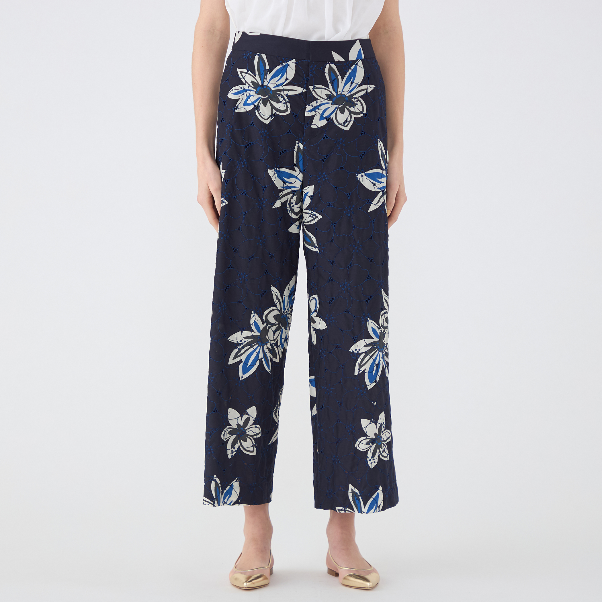 アイレットプルメリア ワイドストレートパンツ｜トゥモローランド 公式通販