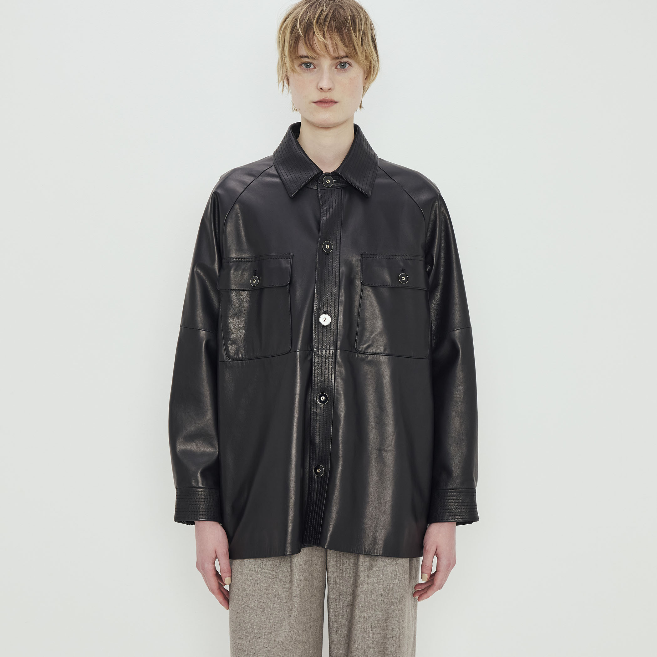 ラムレザー オーバーサイズジャケット｜トゥモローランド 公式通販