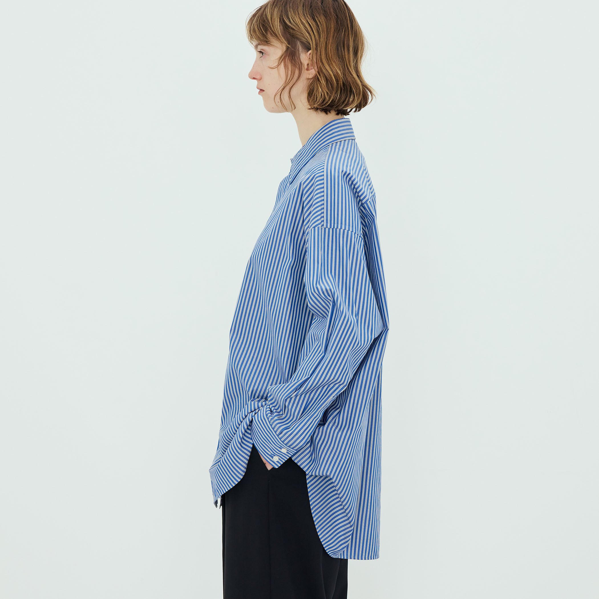 美品♡ドゥロワー ノーカラー コットンリネン シャツ 半袖 38 ブルー 80リネン レギュラーカラーシャツ｜トゥモローランド 公式通販