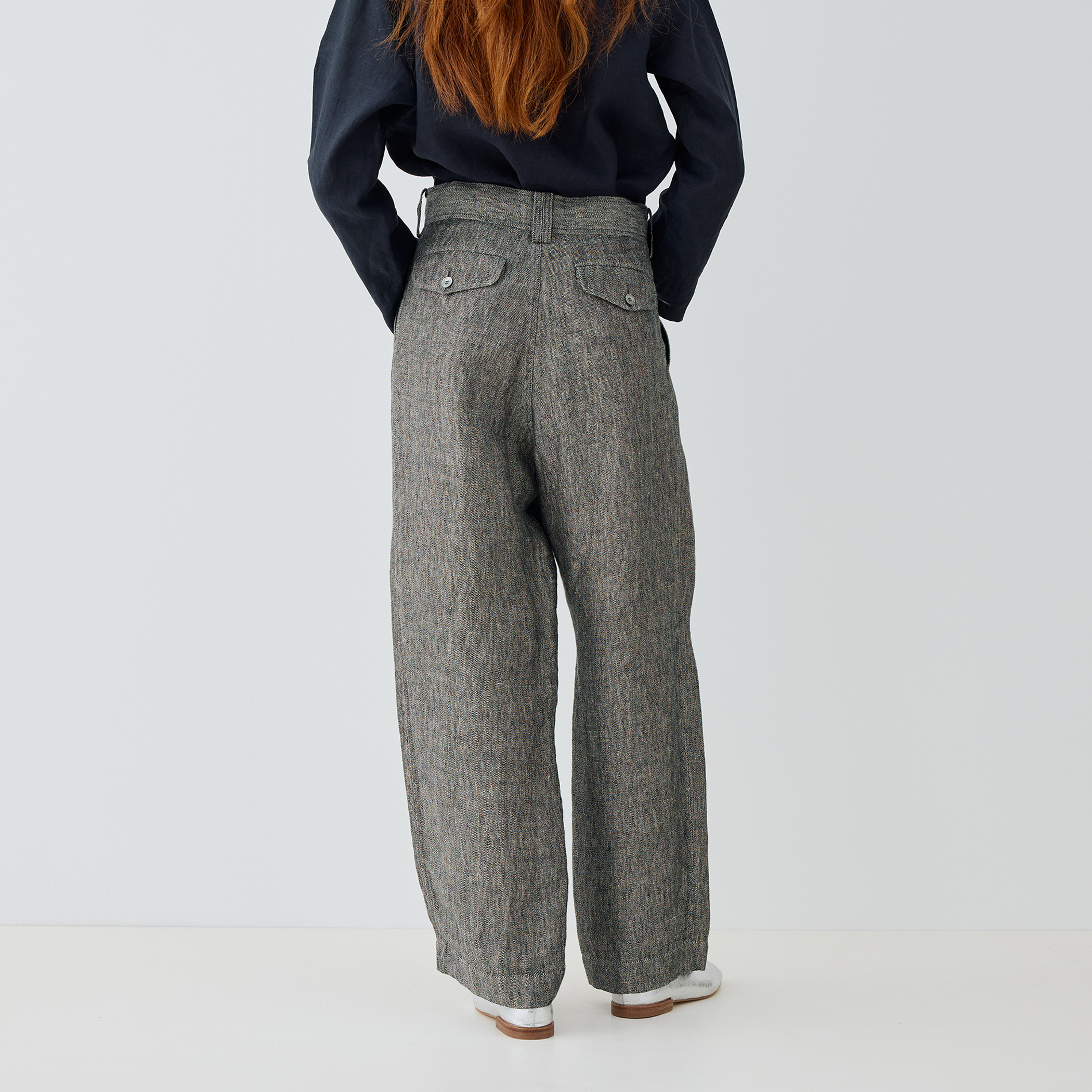 ヘリテージリネン アーミースラックスパンツ｜トゥモローランド