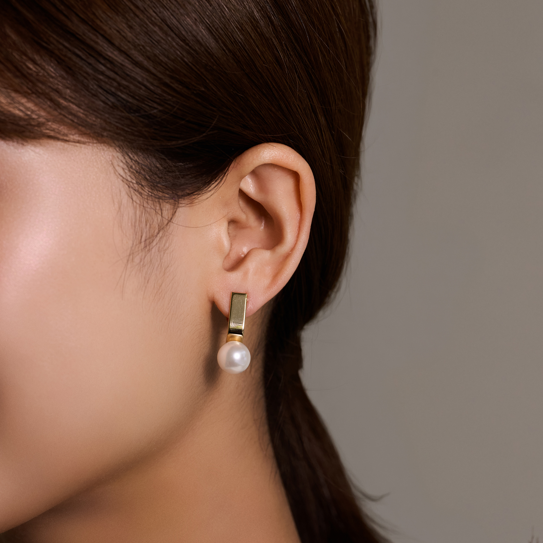 別注】januka パールコンビイヤリング｜トゥモローランド 公式サイト