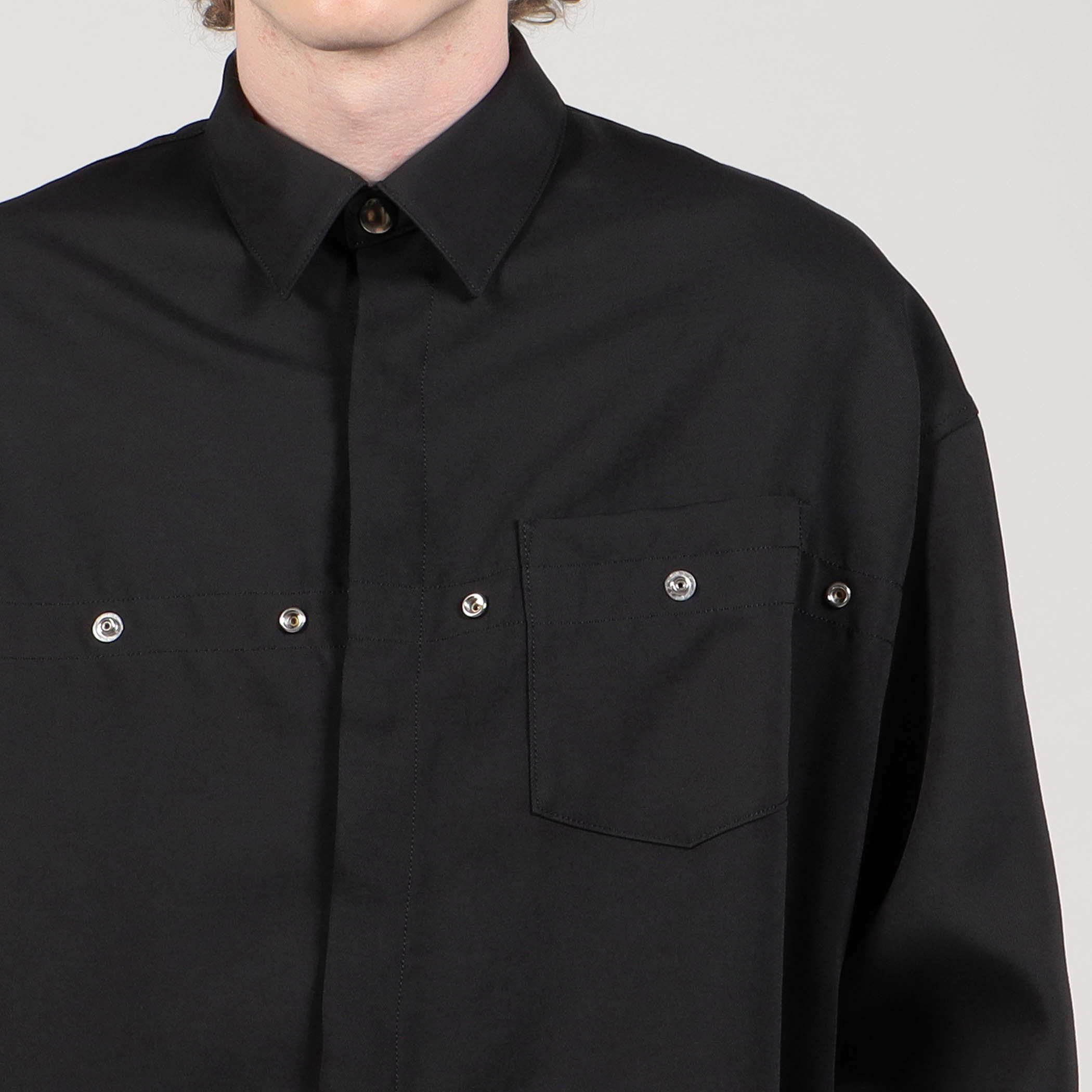 ALMOSTBLACK BUTTON ADJUST DRESS SHIRT｜トゥモローランド 公式通販